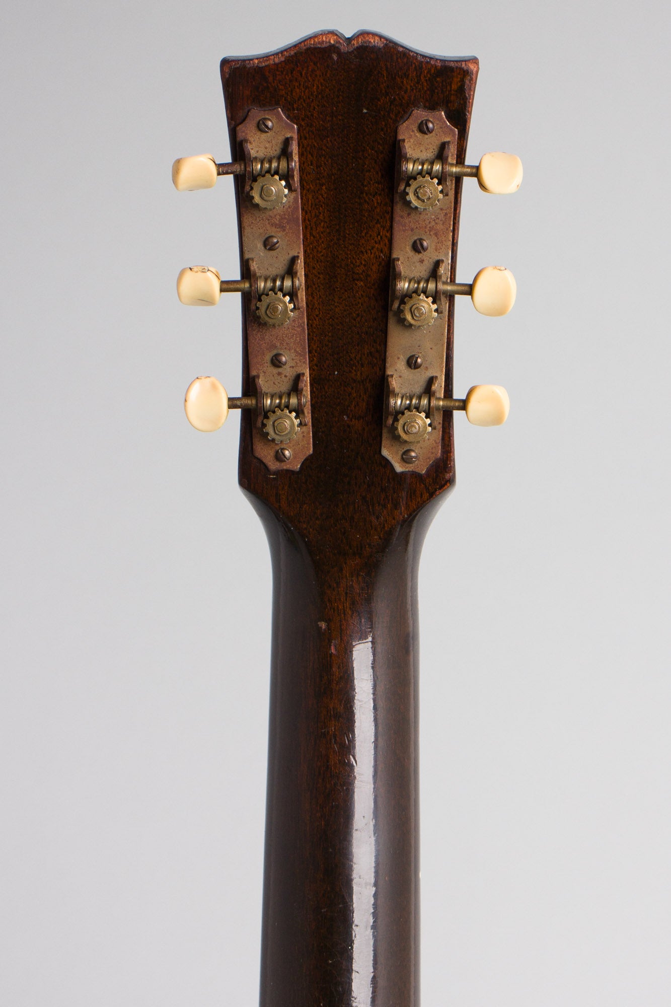 Gibson J-45 Flat Top Acoustic Guitar (1946)