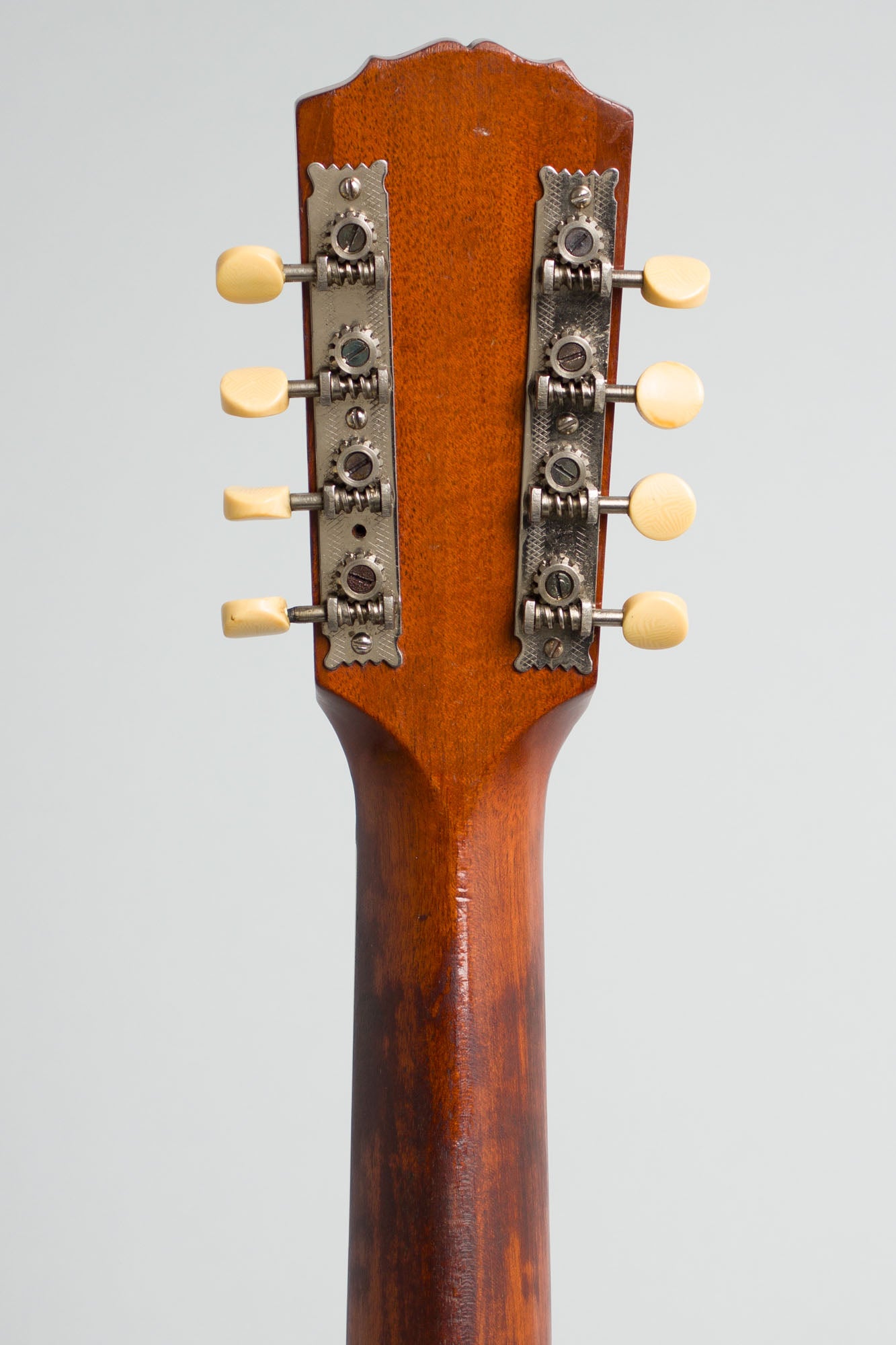Gibson K-1 Carved Top Mandocello (1918)