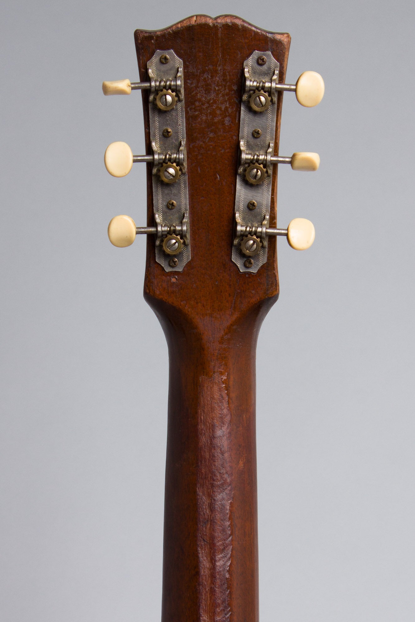 Gibson J-50 Banner Acoustic Guitar (1942)