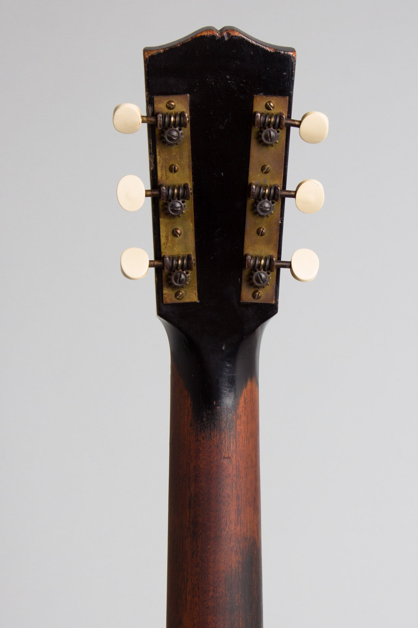 Gibson L-00 Flat Top Acoustic Guitar (1931)