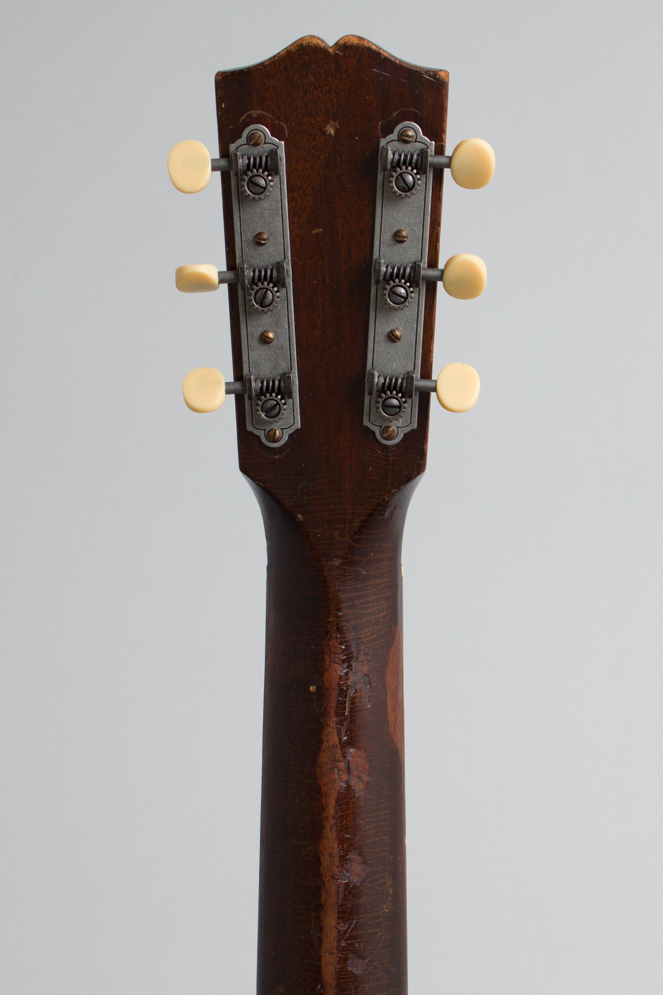 Gibson L-00 Flat Top Acoustic Guitar (1937)