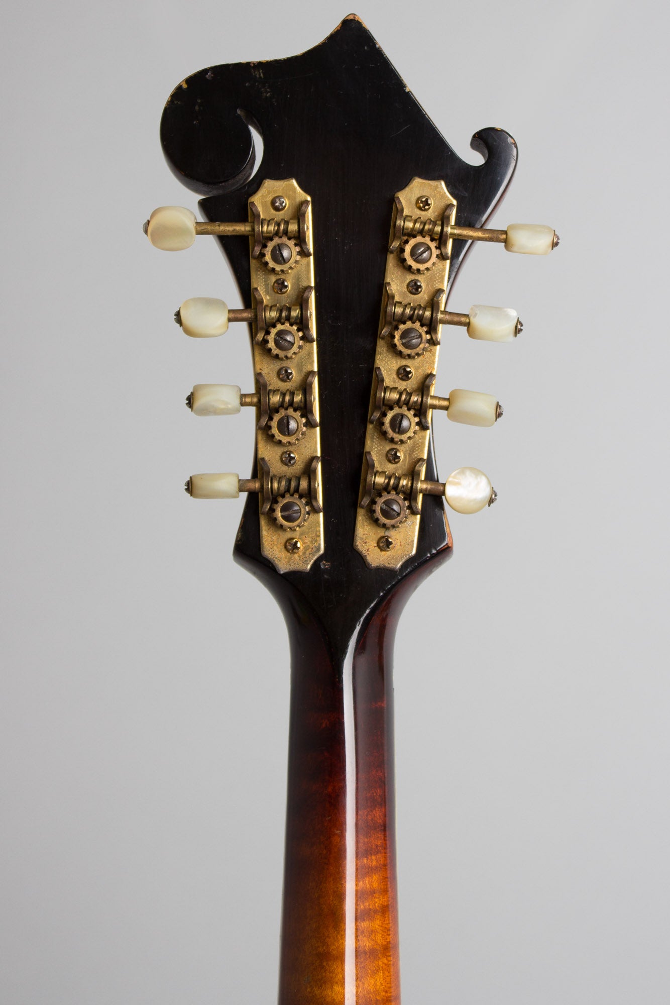 Gibson F-5 Carved Top Mandolin (1941)