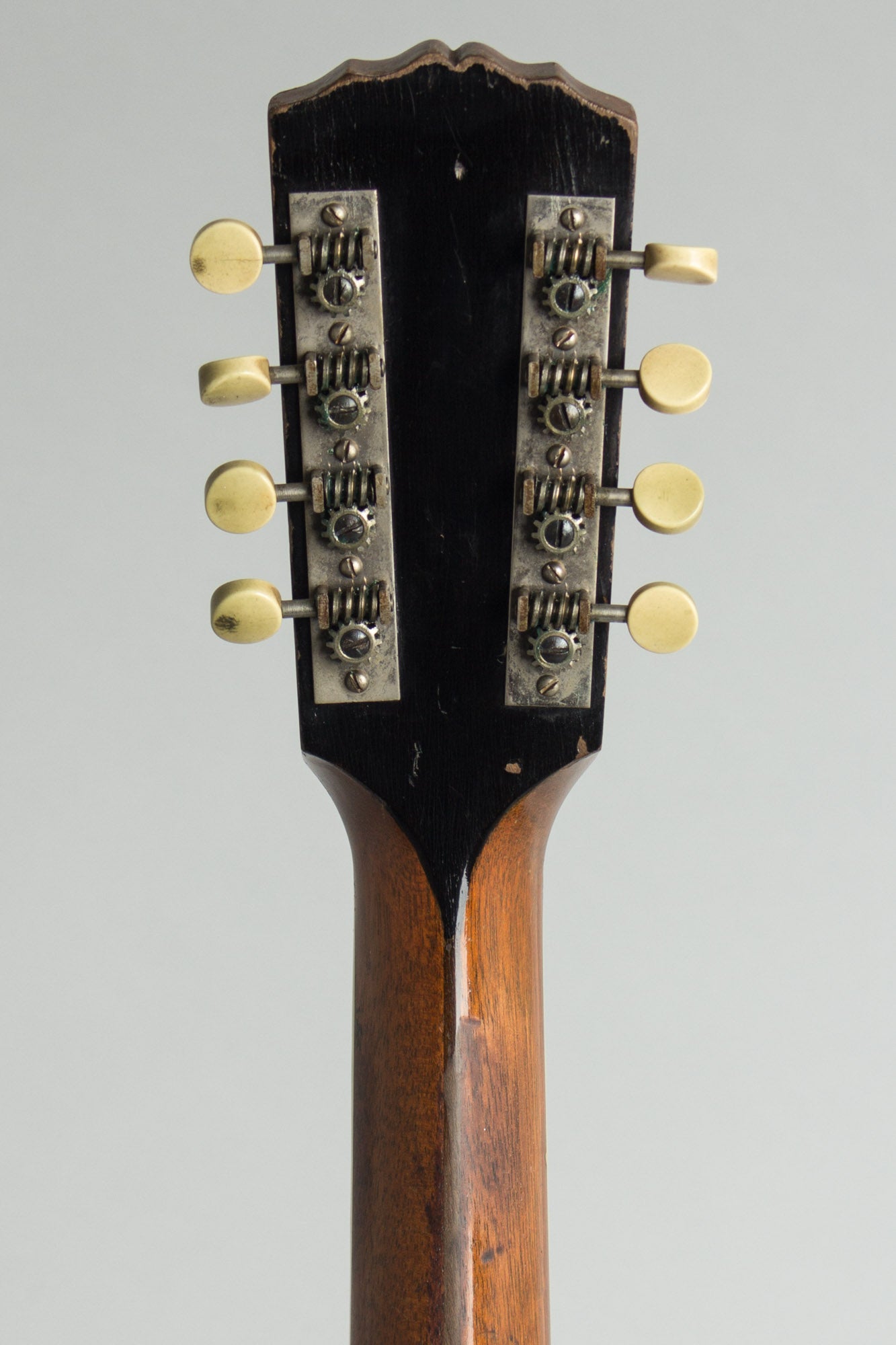 Gibson K-1 Carved Top Mandocello (1931)