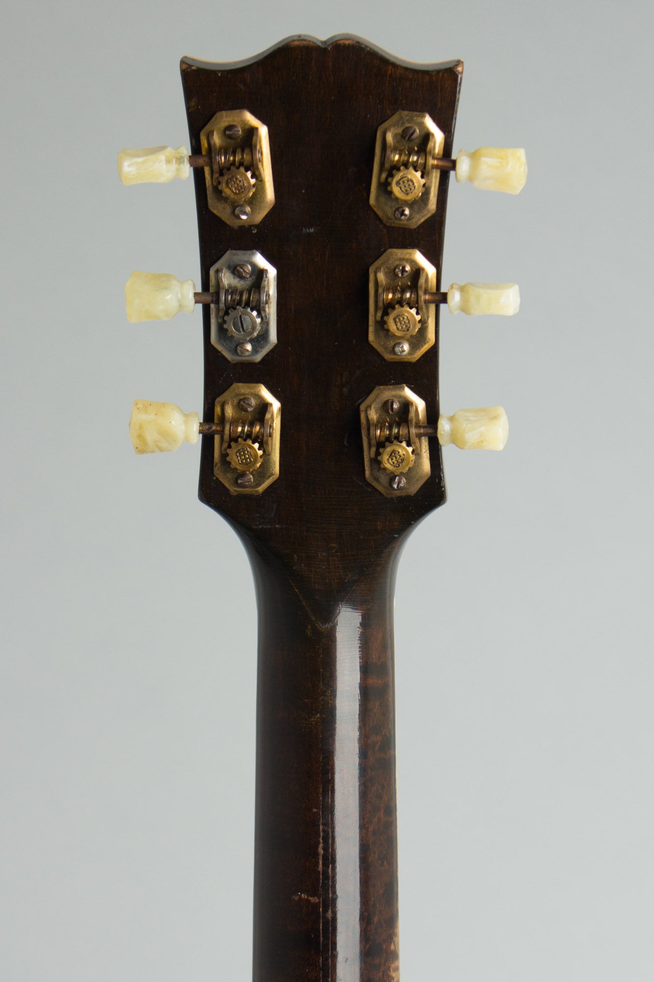 Gibson L-7 Arch Top Hollow Body Electric Guitar (1944)