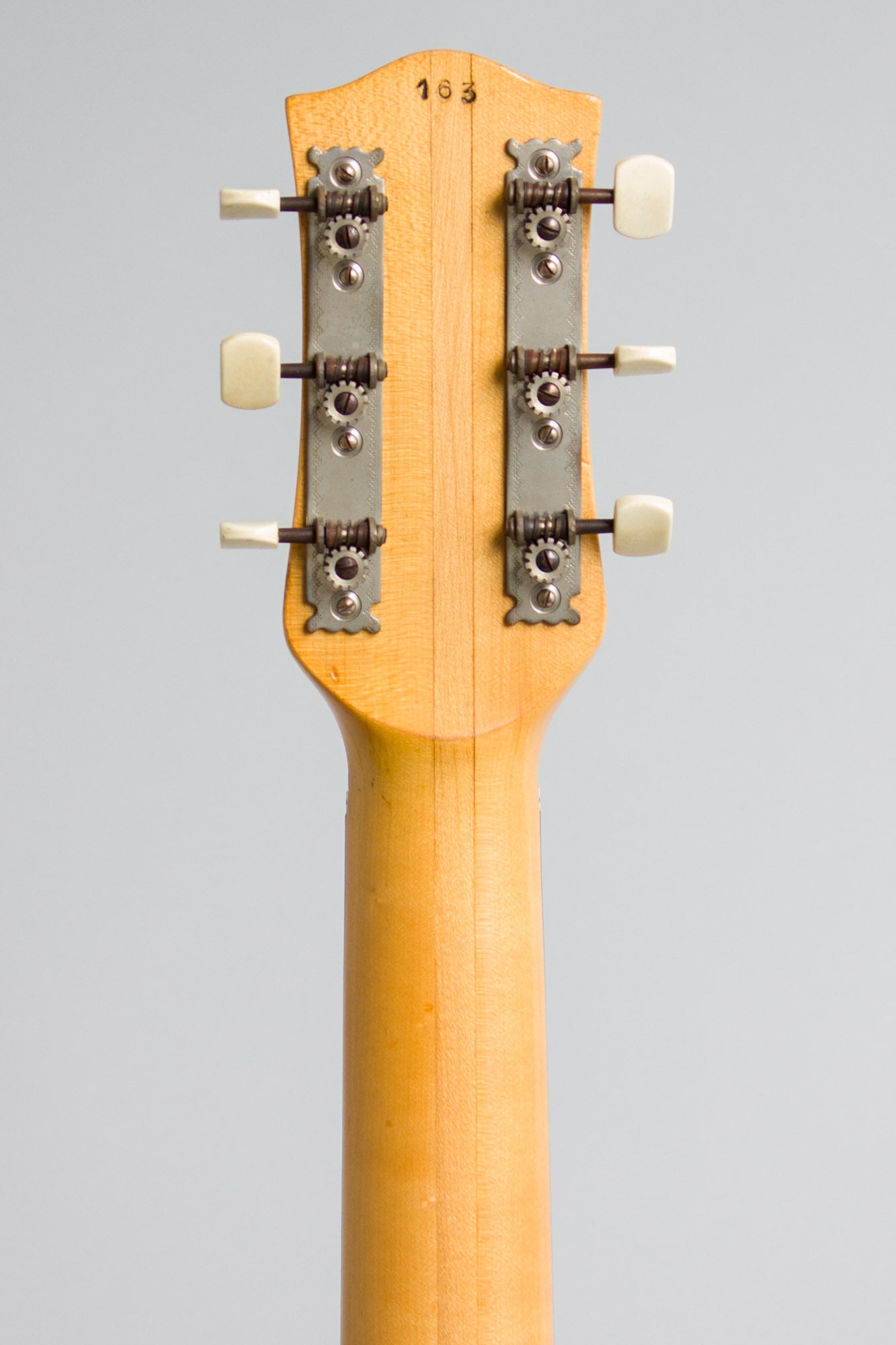 Hofner Club 40 Arch Top Hollow Body Electric Guitar (1957)