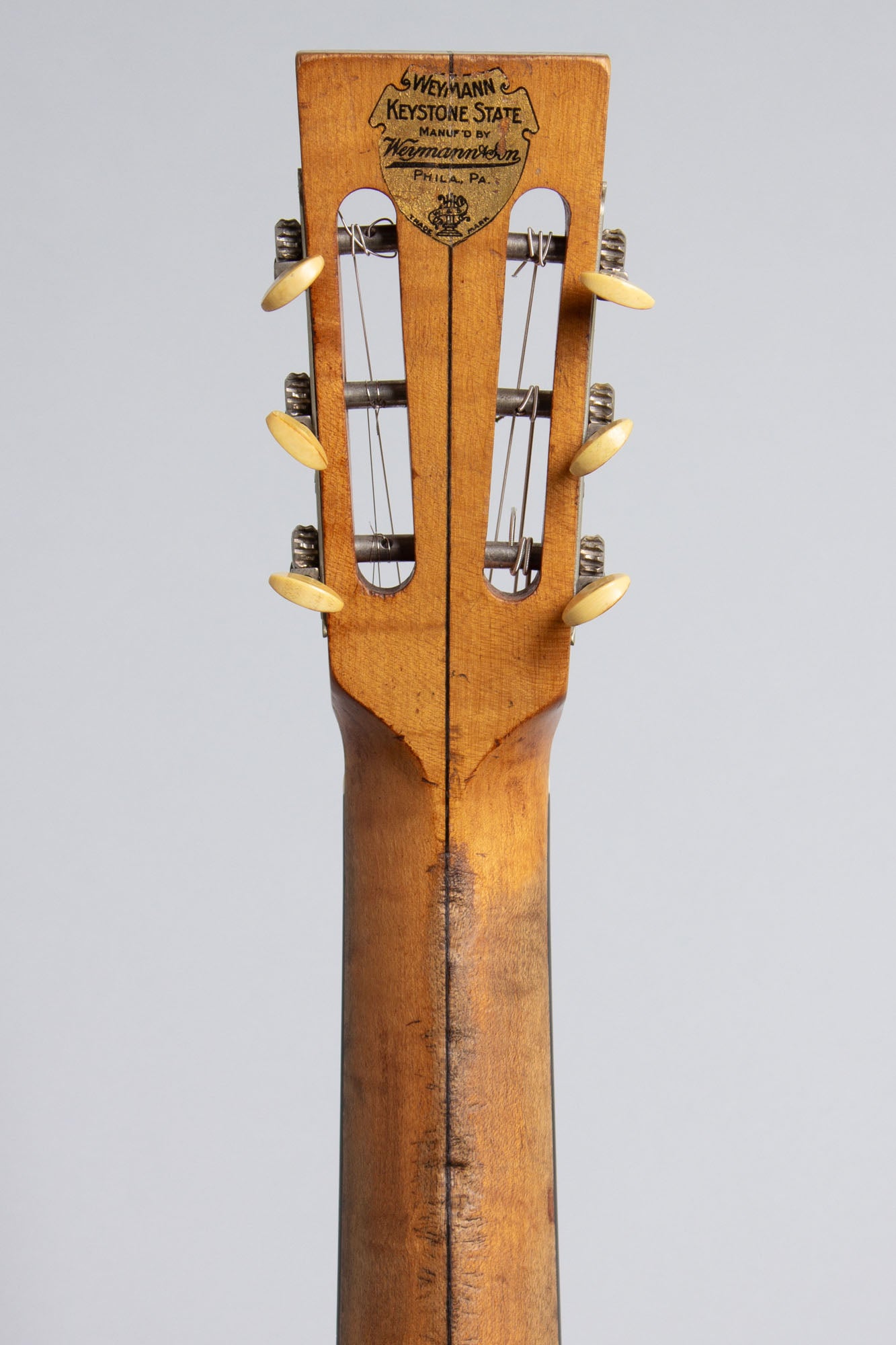 Weymann Keystone State Guitar Banjo (1915)