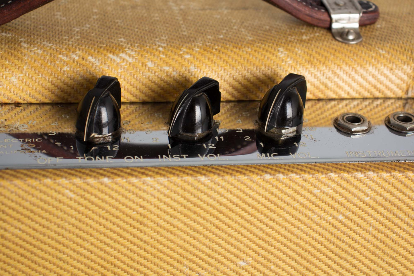 Fender Deluxe Model 5A3 Tube Amplifier (1951)