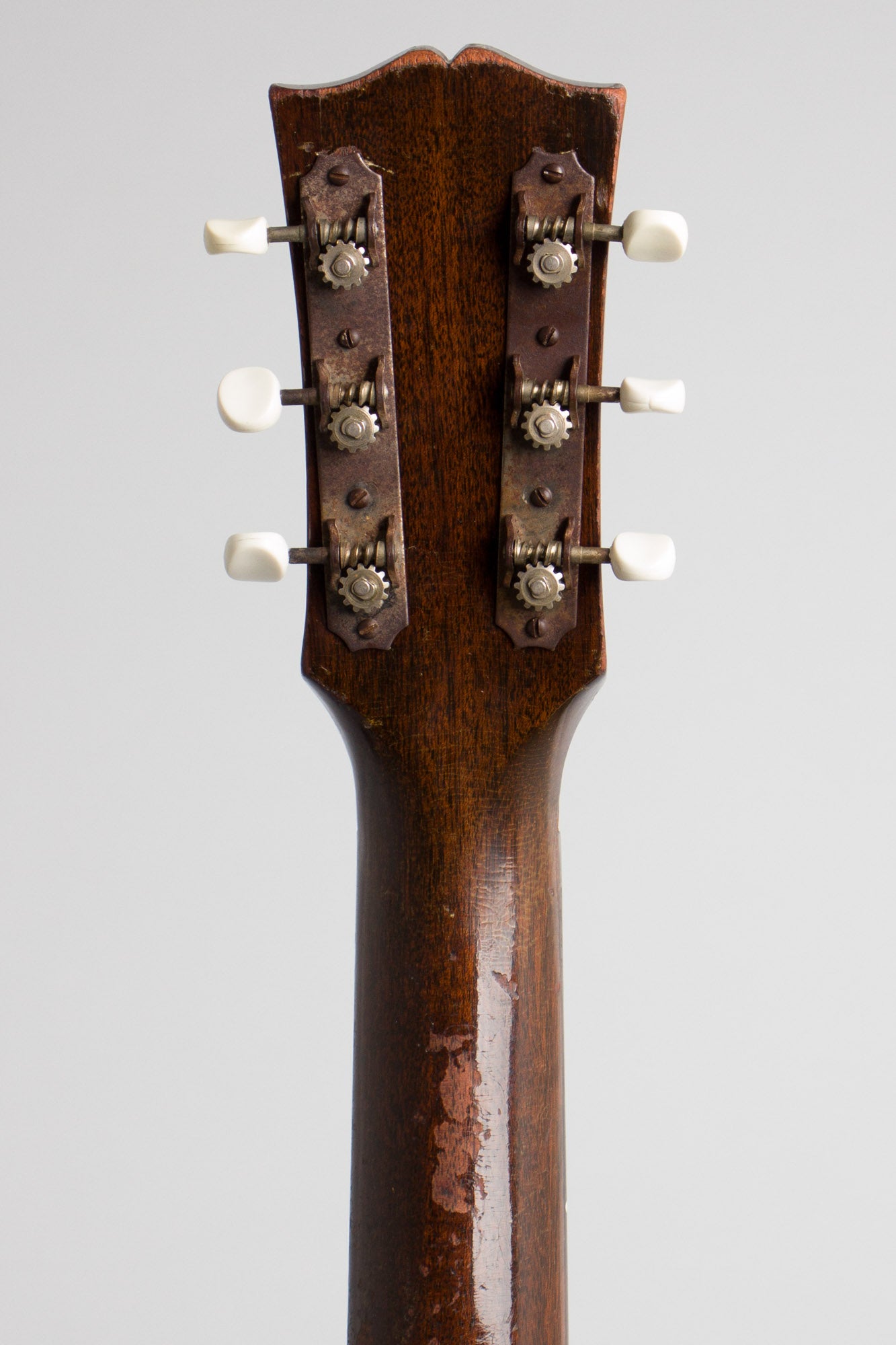 Gibson LG-2 Flat Top Acoustic Guitar (1946-7)