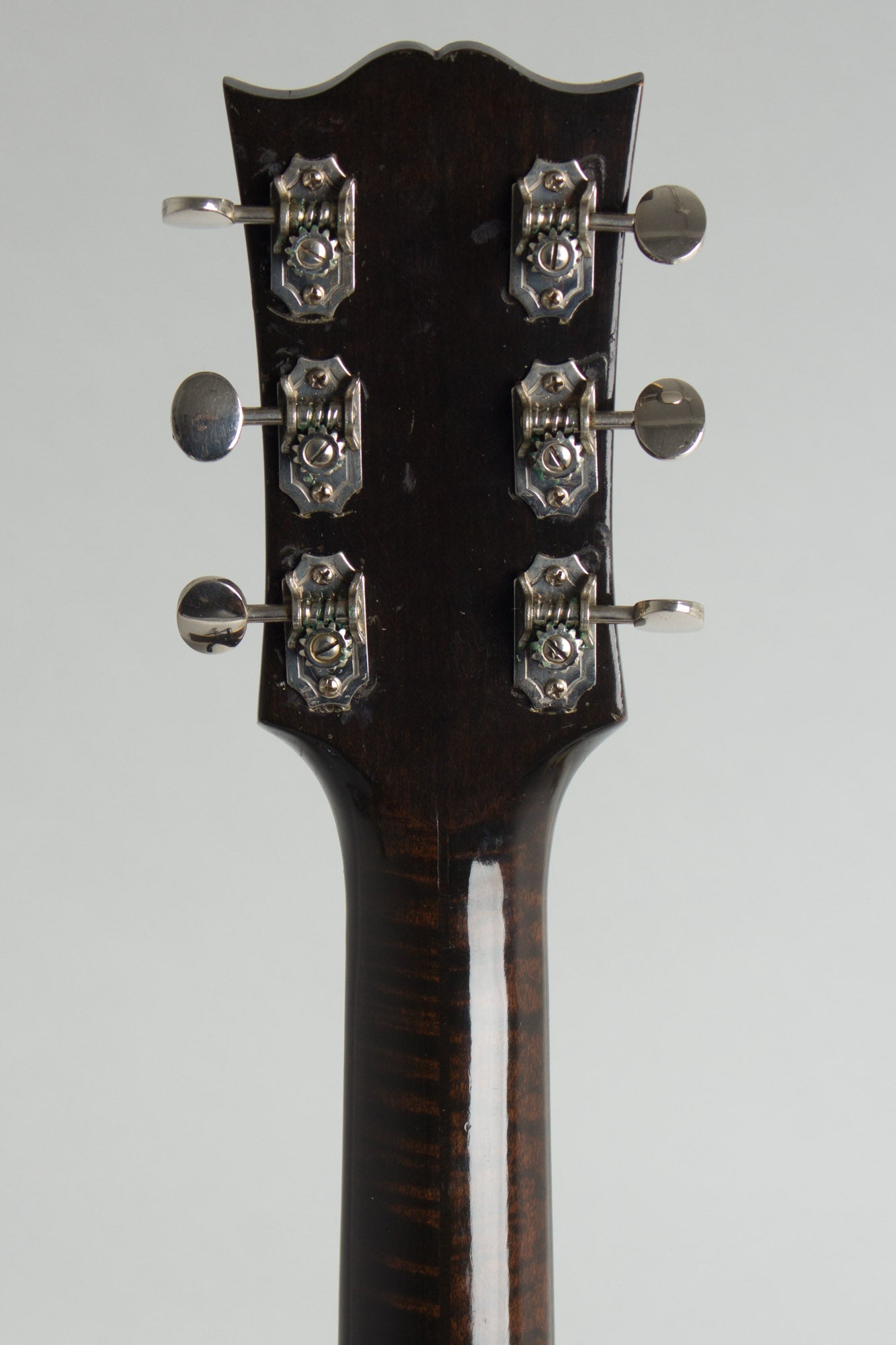 Gibson ES-300 Arch Top Hollow Body Electric Guitar (1940)