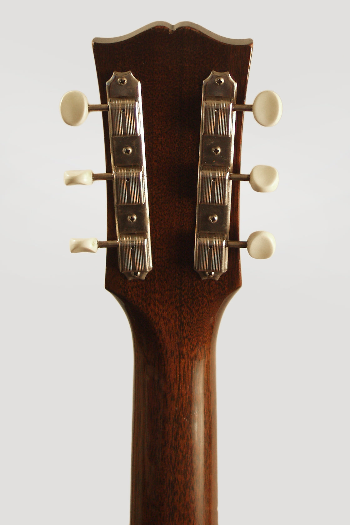 Gibson LG-2 Flat Top Acoustic Guitar (1952)