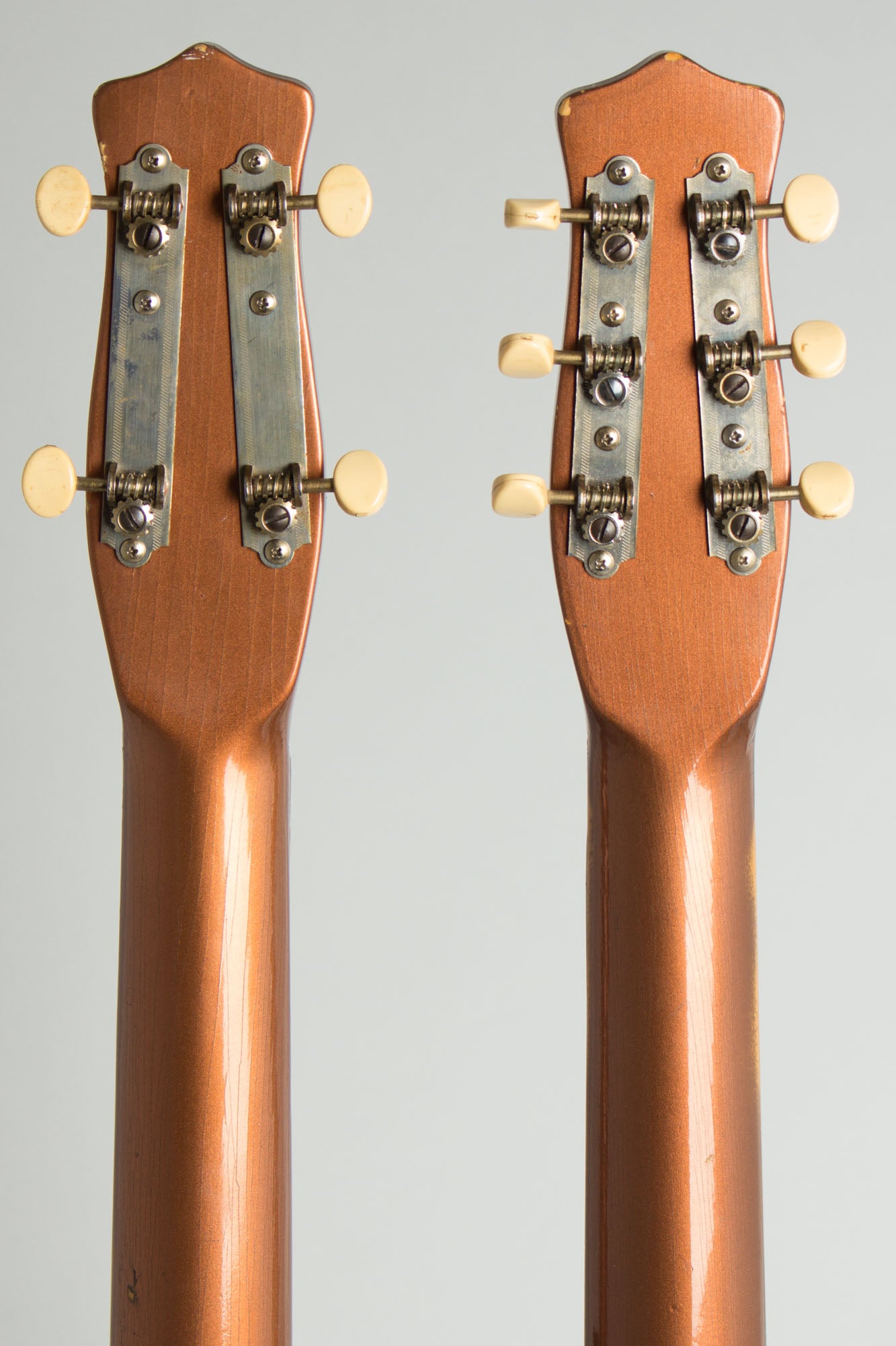 Danelectro Doubleneck Model 3923 Semi-Hollow Body Electric Guitar (1964)
