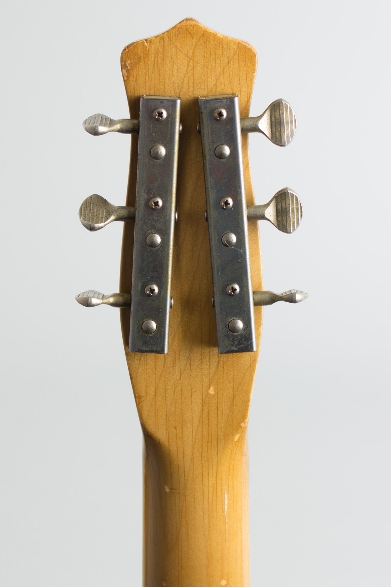 Danelectro Convertible Model 5005 owned by Vinnie Bell Flat Top Acoustic Guitar (1965)