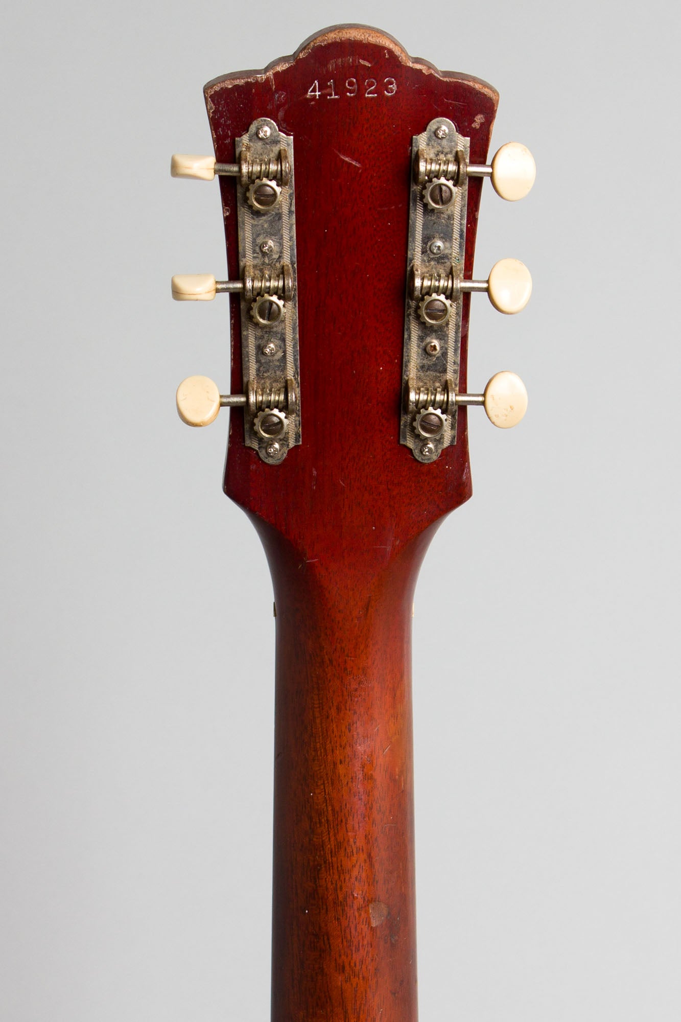 Guild M-20 Flat Top Acoustic Guitar (1965)