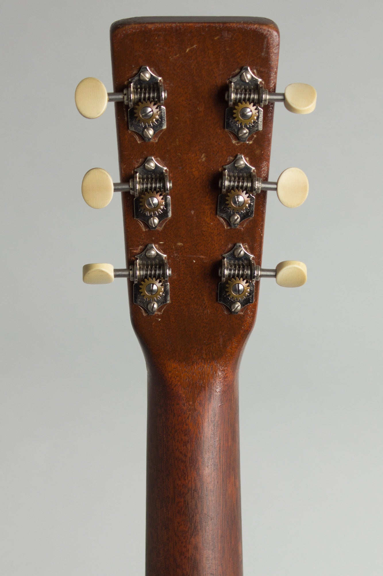 C. F. Martin 00-17 Flat Top Acoustic Guitar (1946)