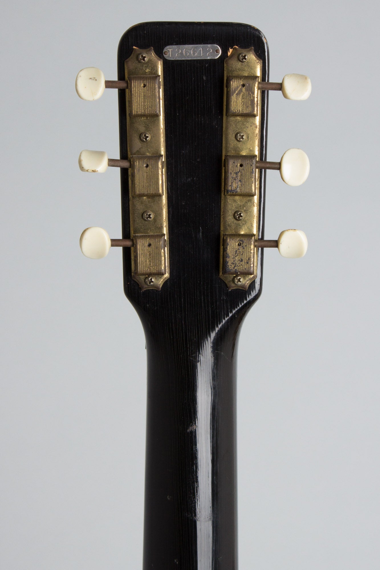 Supro Model 3033S Special Solid Body Electric Guitar (1960)