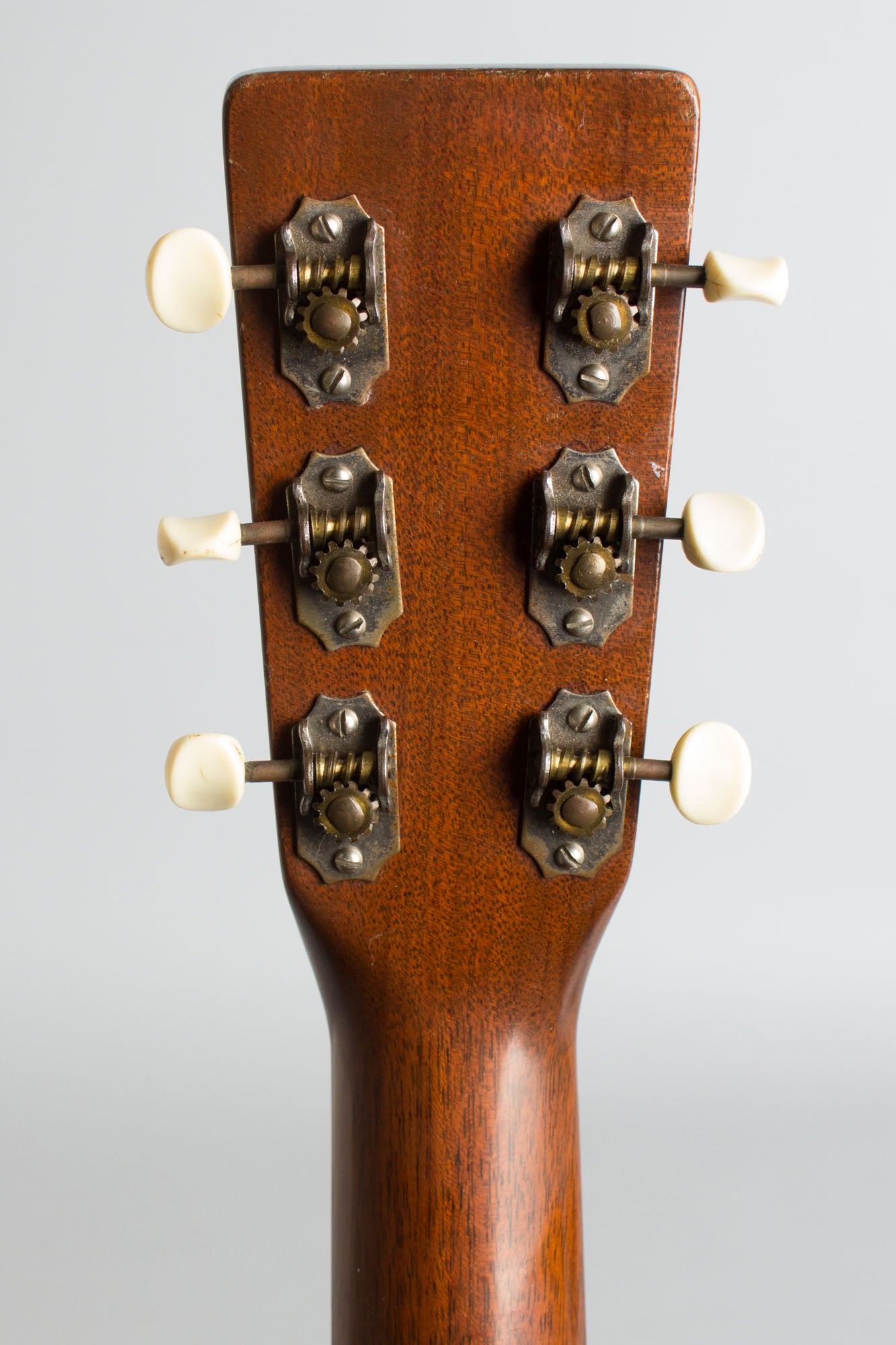 C. F. Martin 00-17 Flat Top Acoustic Guitar (1940)