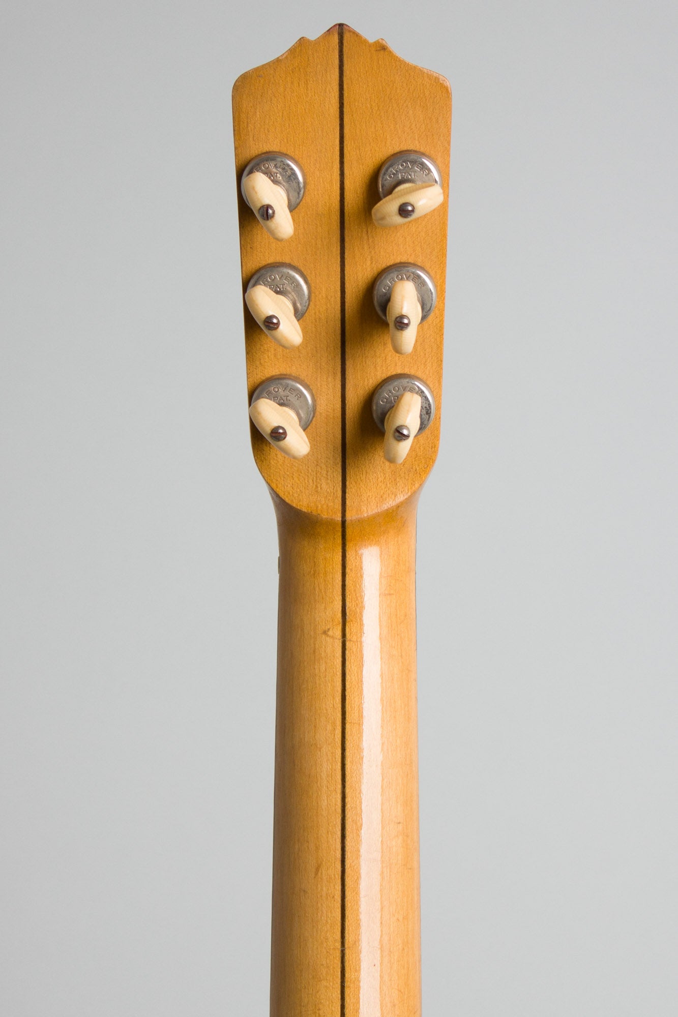 Vega Tubaphone Guitar Banjo (1928)