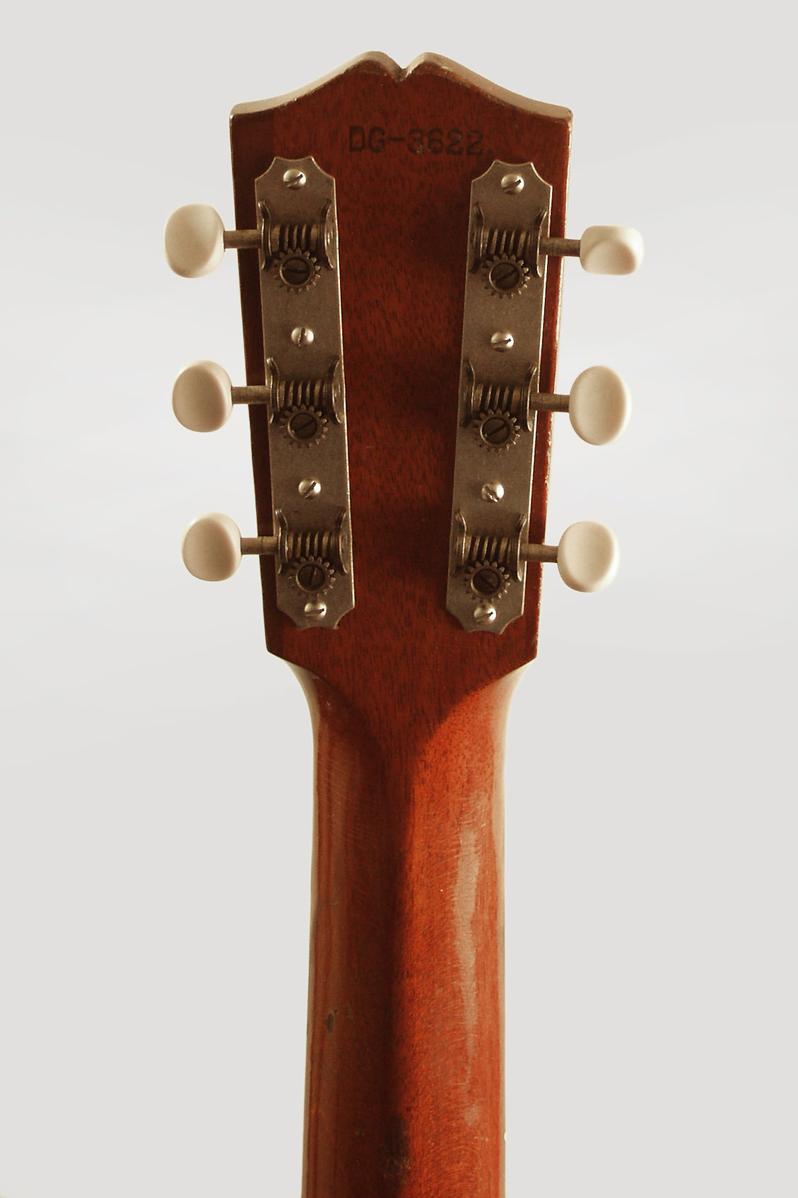 Gibson L-37 Arch Top Acoustic Guitar (1938)