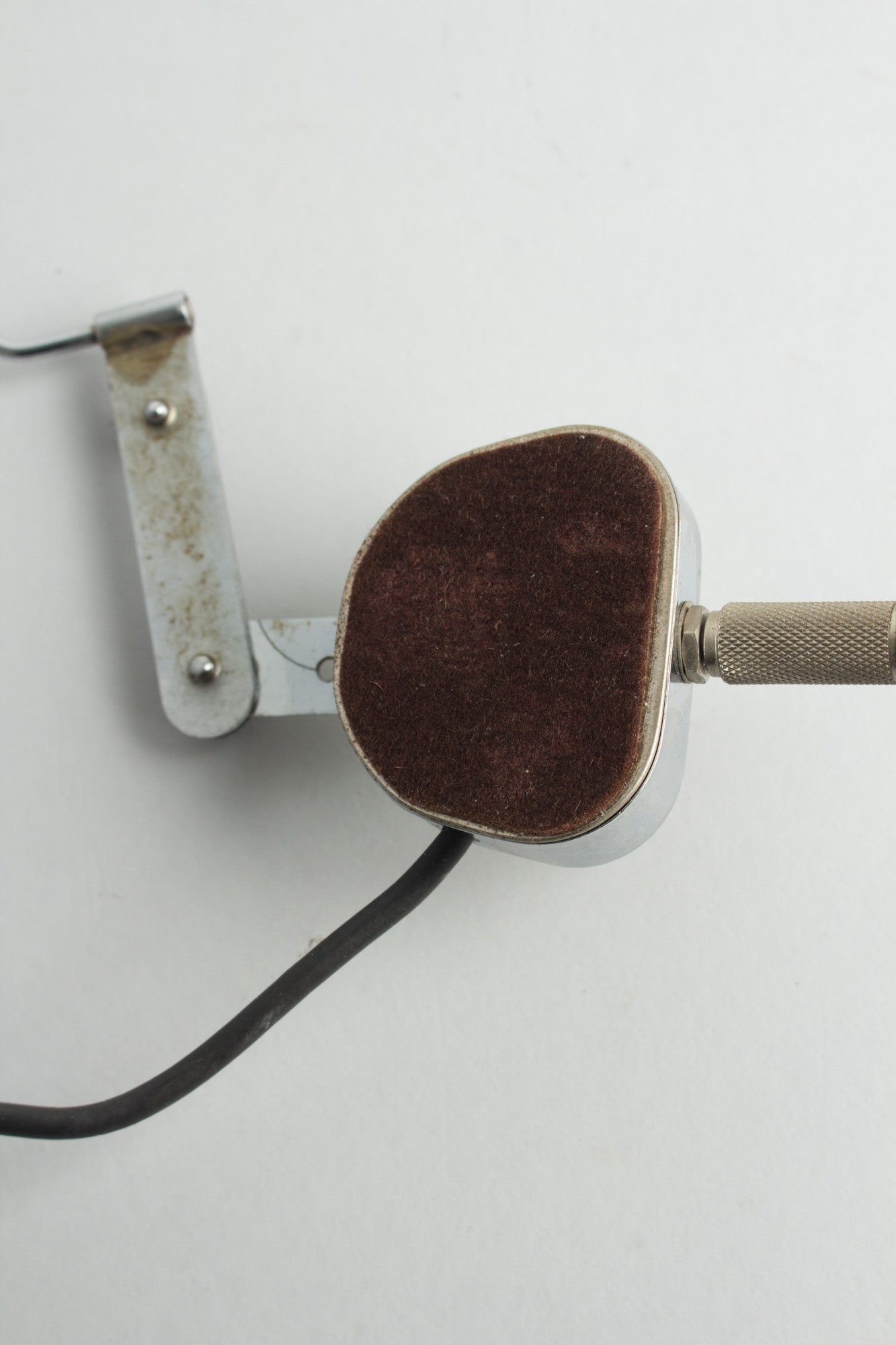 DeArmond Rhythm Chief Model 1100 Archtop Guitar Pickup (1965)