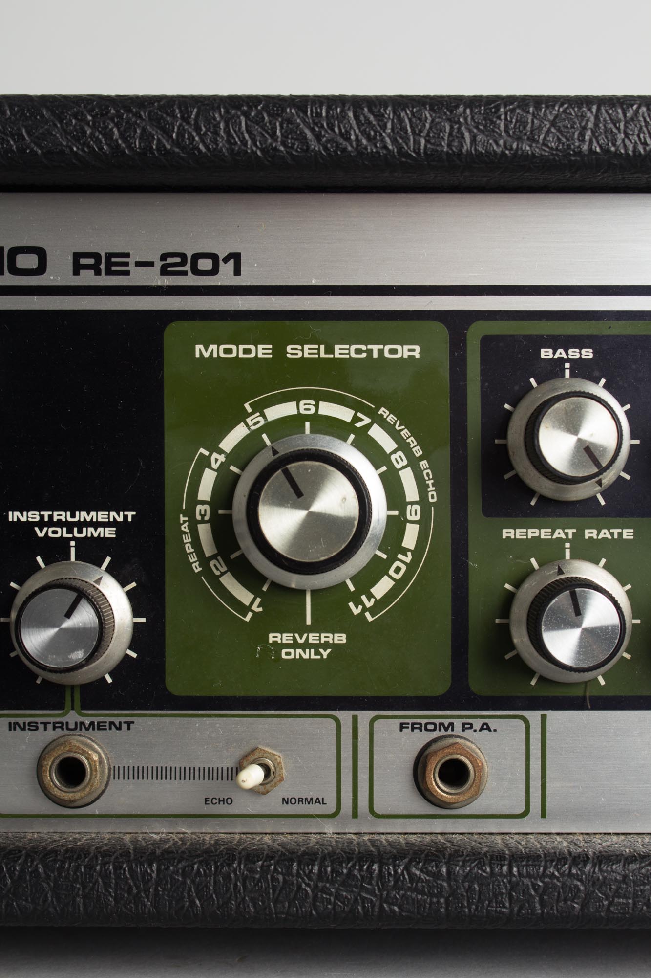 Roland Space Echo RE-201 Echo Effect (1983)