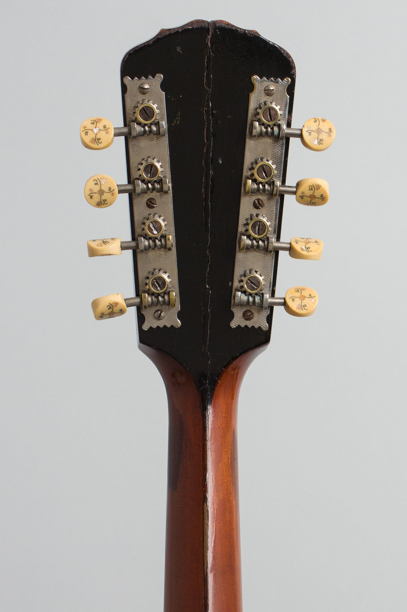 Gibson A-4 Carved Top Mandolin (1909)