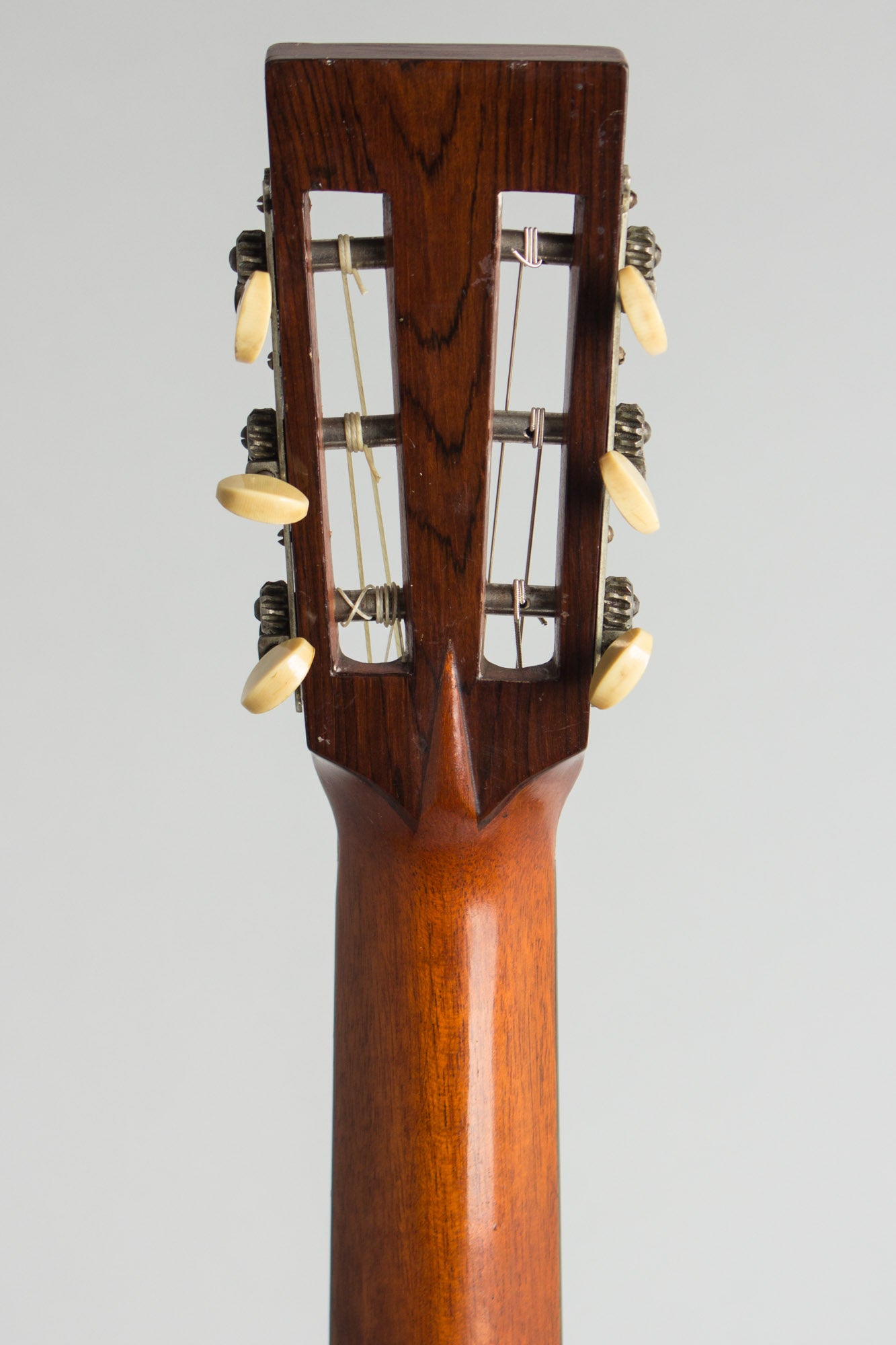 J.G. Schroeder Standard Size Parlor Guitar (1910)