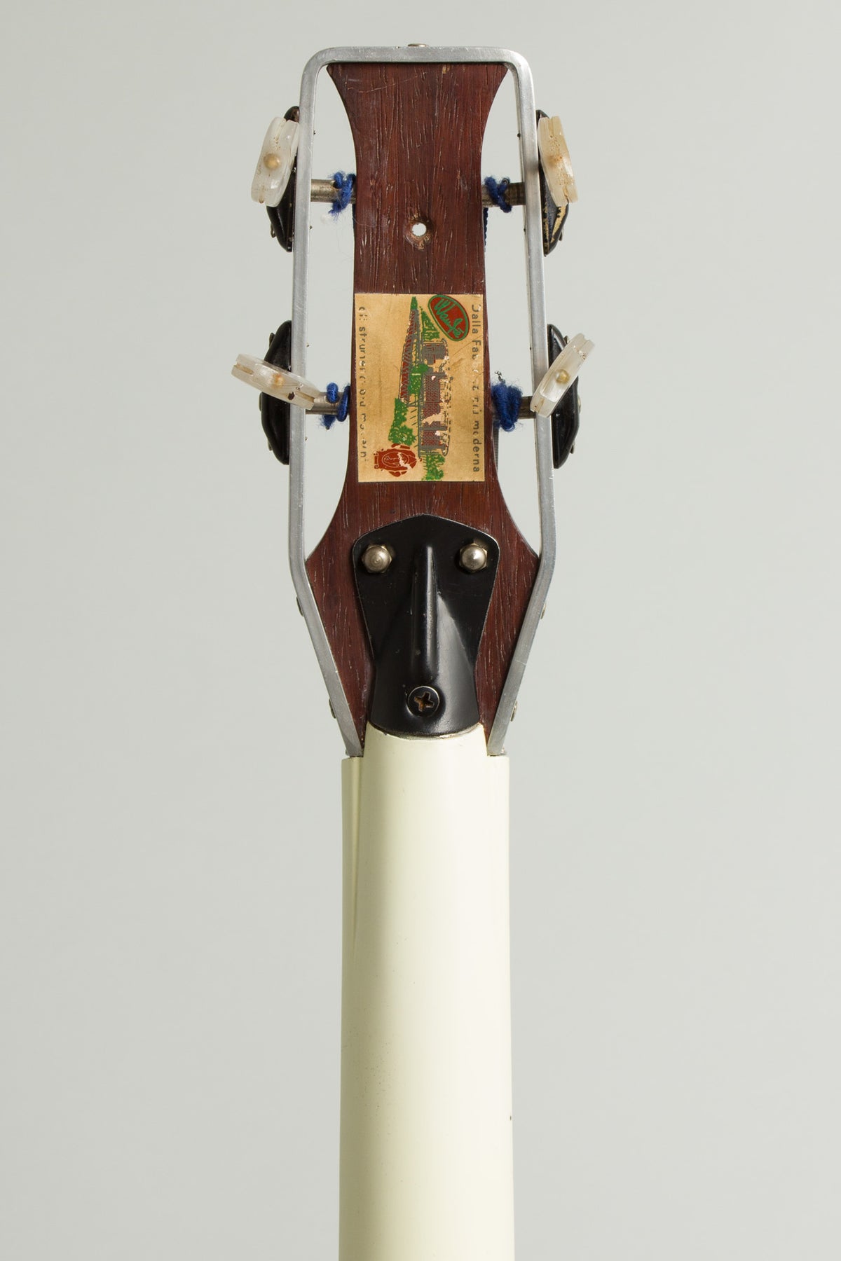 Wandre Roby Basso 63 Semi-Hollow Body Electric Bass Guitar (1963)