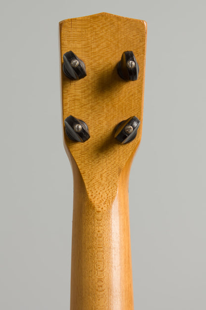 Favilla Teardrop Soprano Ukulele (1930s)