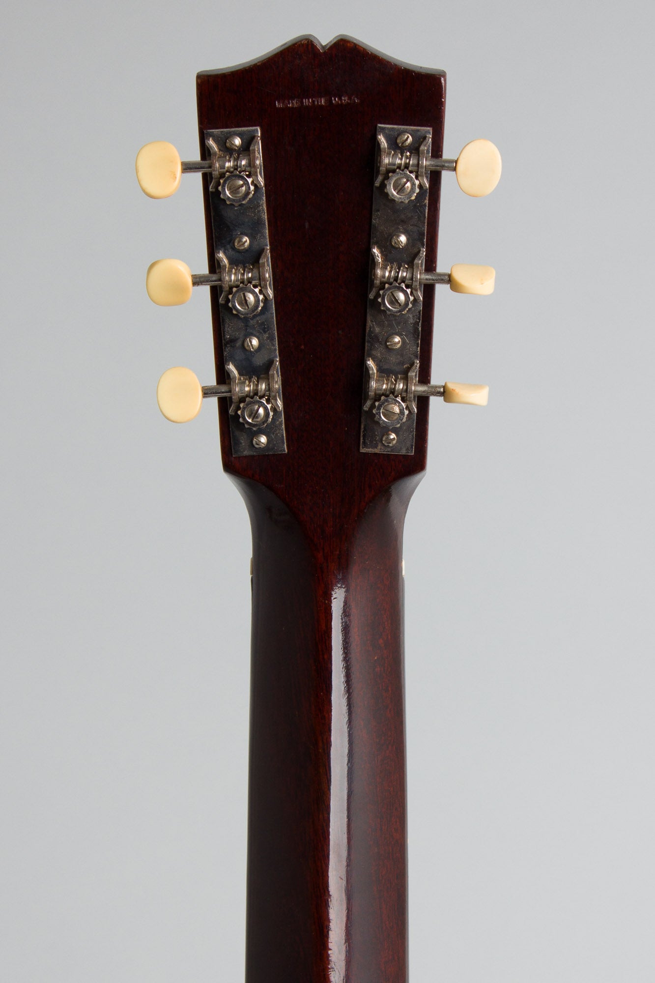 Gibson HG-00 Flat Top Acoustic Guitar (1938)