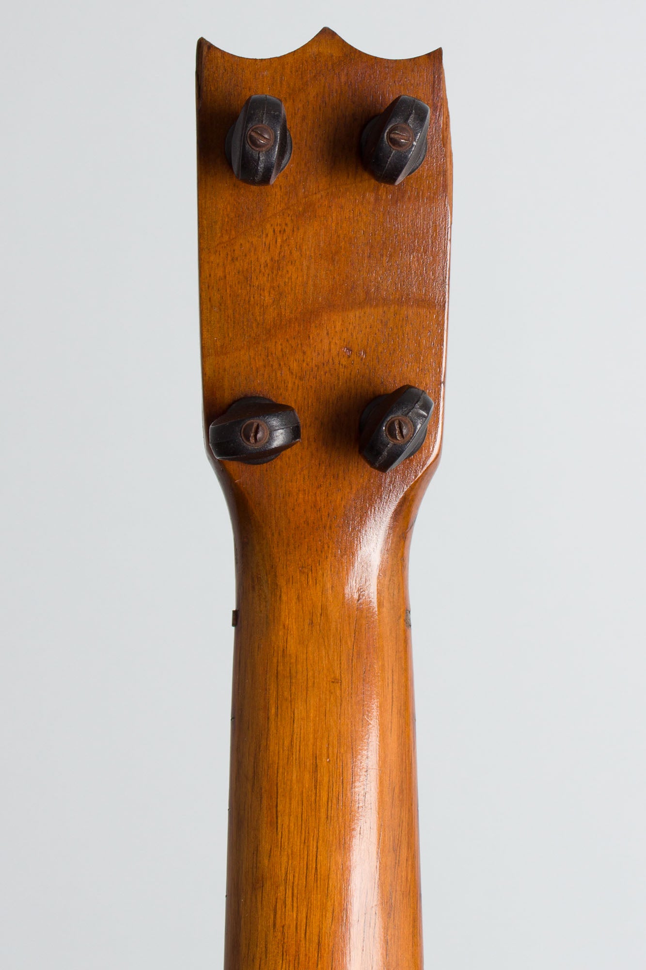 Y'Ke Ke Royal Hawaiian Soprano Ukulele (1925)