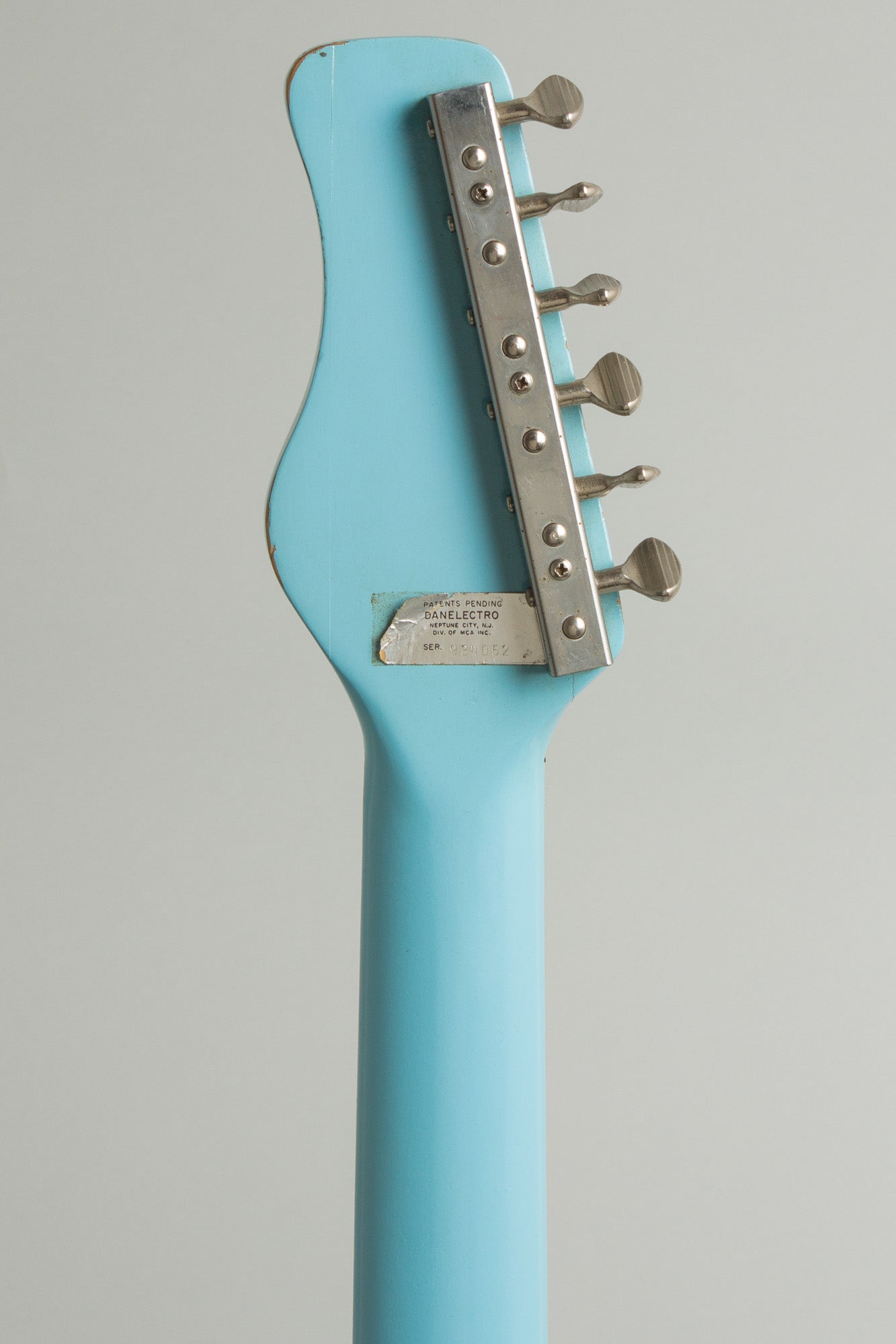 Danelectro Convertible Model 5015 Thinline Hollow Body Electric Guitar (1969)