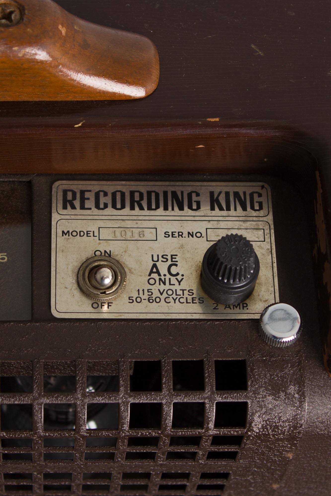 National-Dobro Recording King Model 1016 Tube Amplifier (1942)