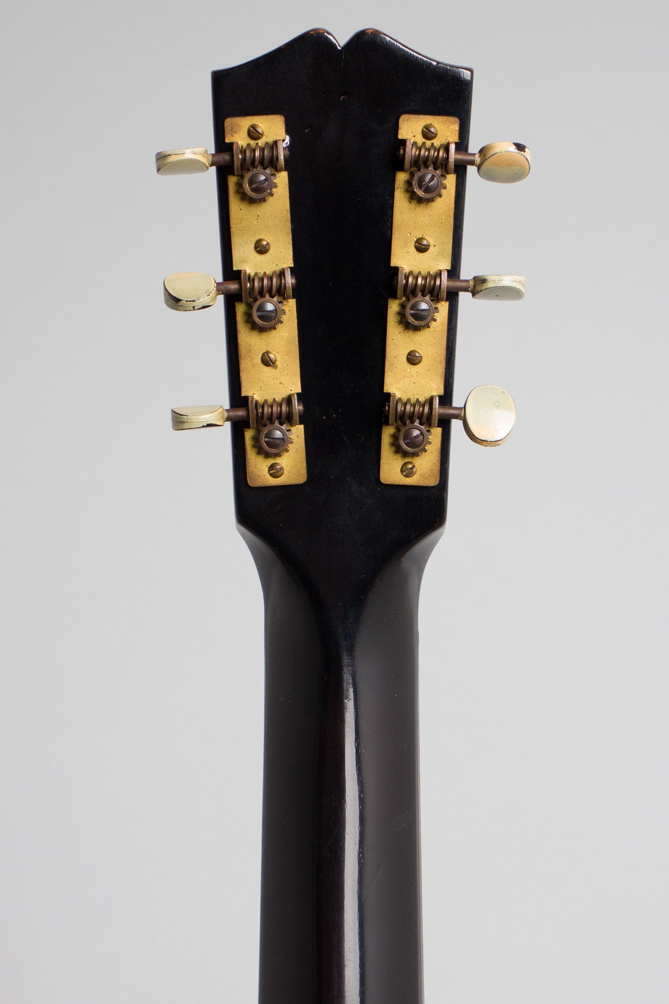 Gibson L-00 Flat Top Acoustic Guitar (1933)