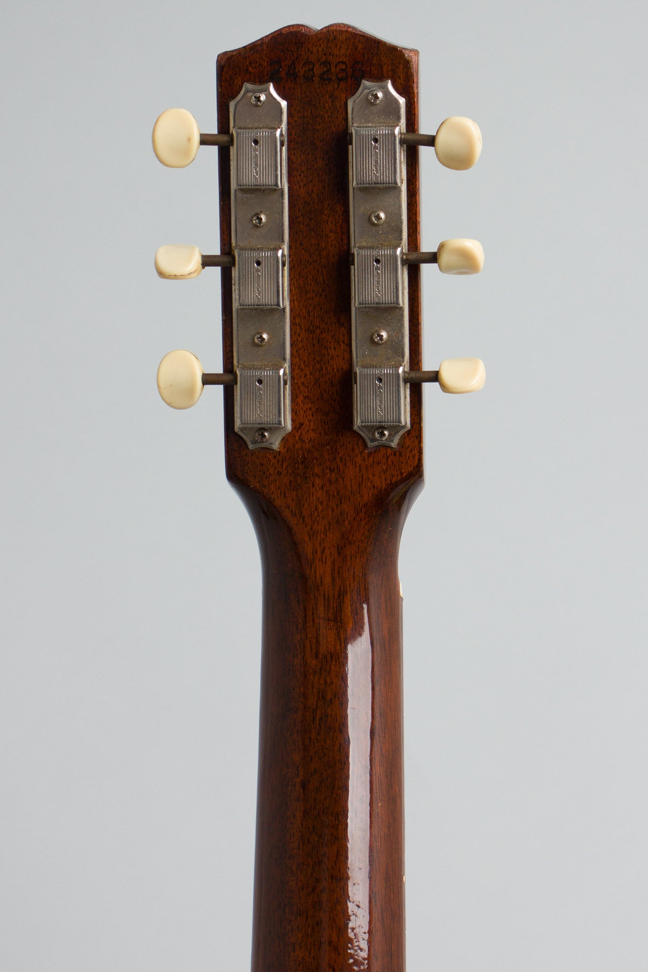 Gibson Melody Maker D Solid Body Electric Guitar (1964)