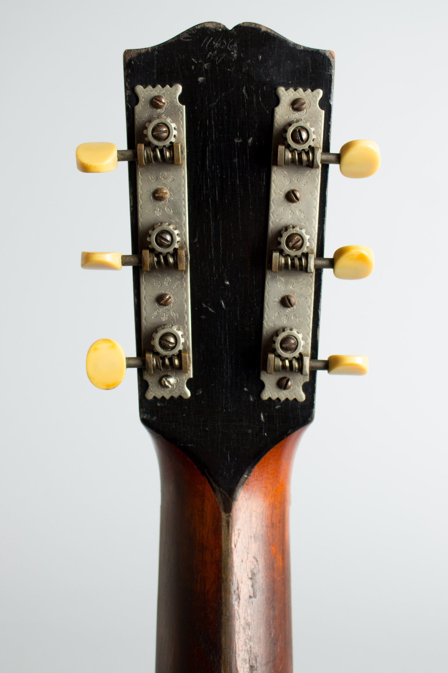 Gibson Style O Artist Arch Top Acoustic Guitar (1919)