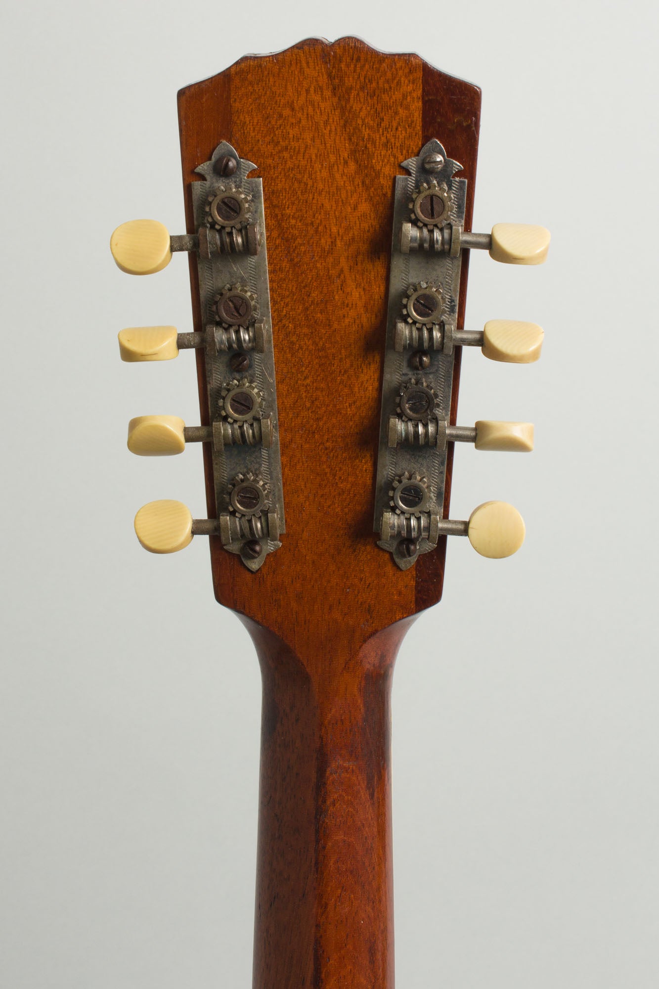 Gibson Style H-1 Carved Top Mandola (1923)