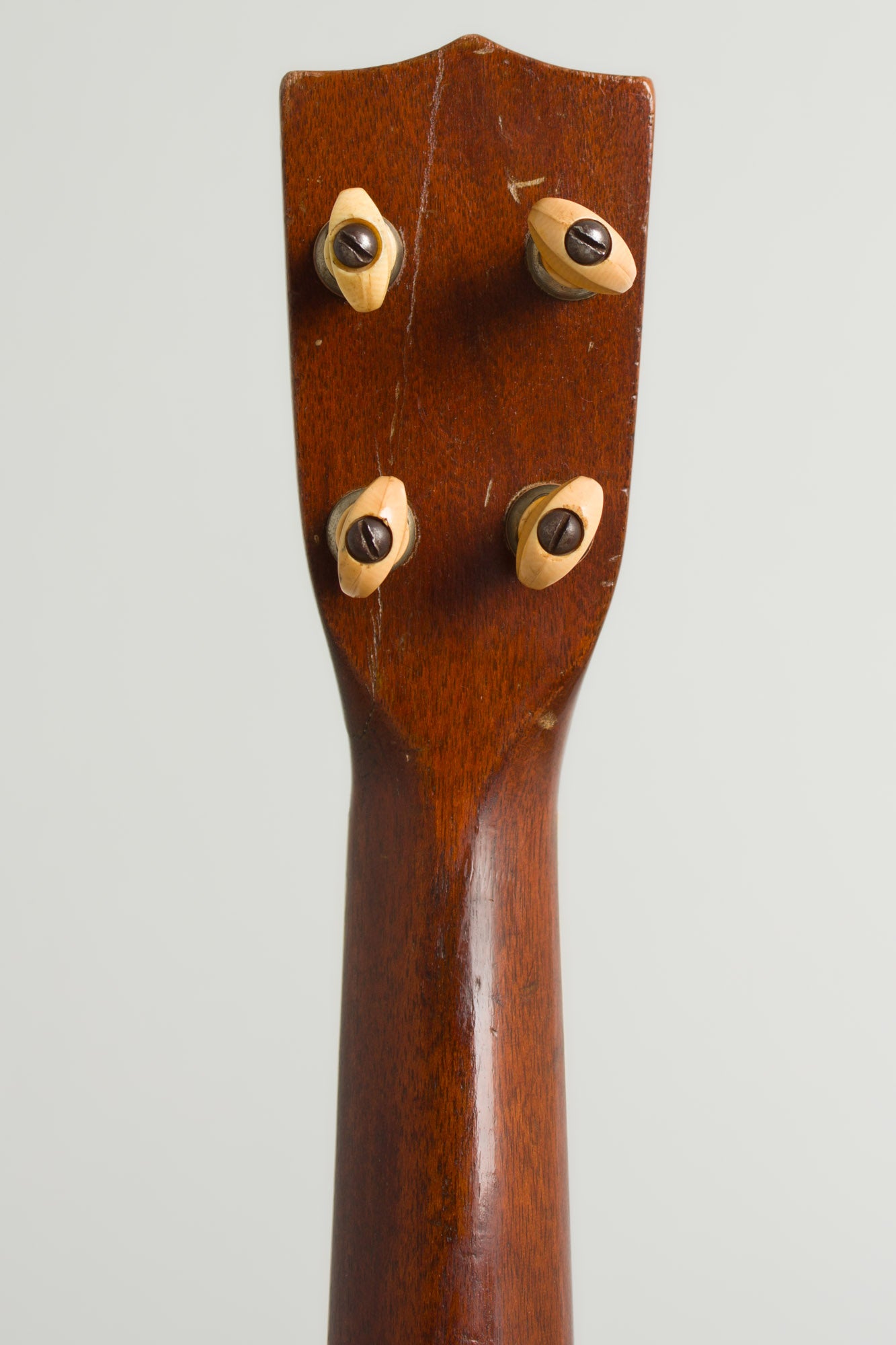 unlabelled Koa Soprano Ukulele (1925)