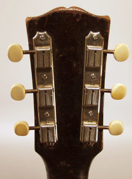 Gibson LG-2 Flat Top Acoustic Guitar (1948)
