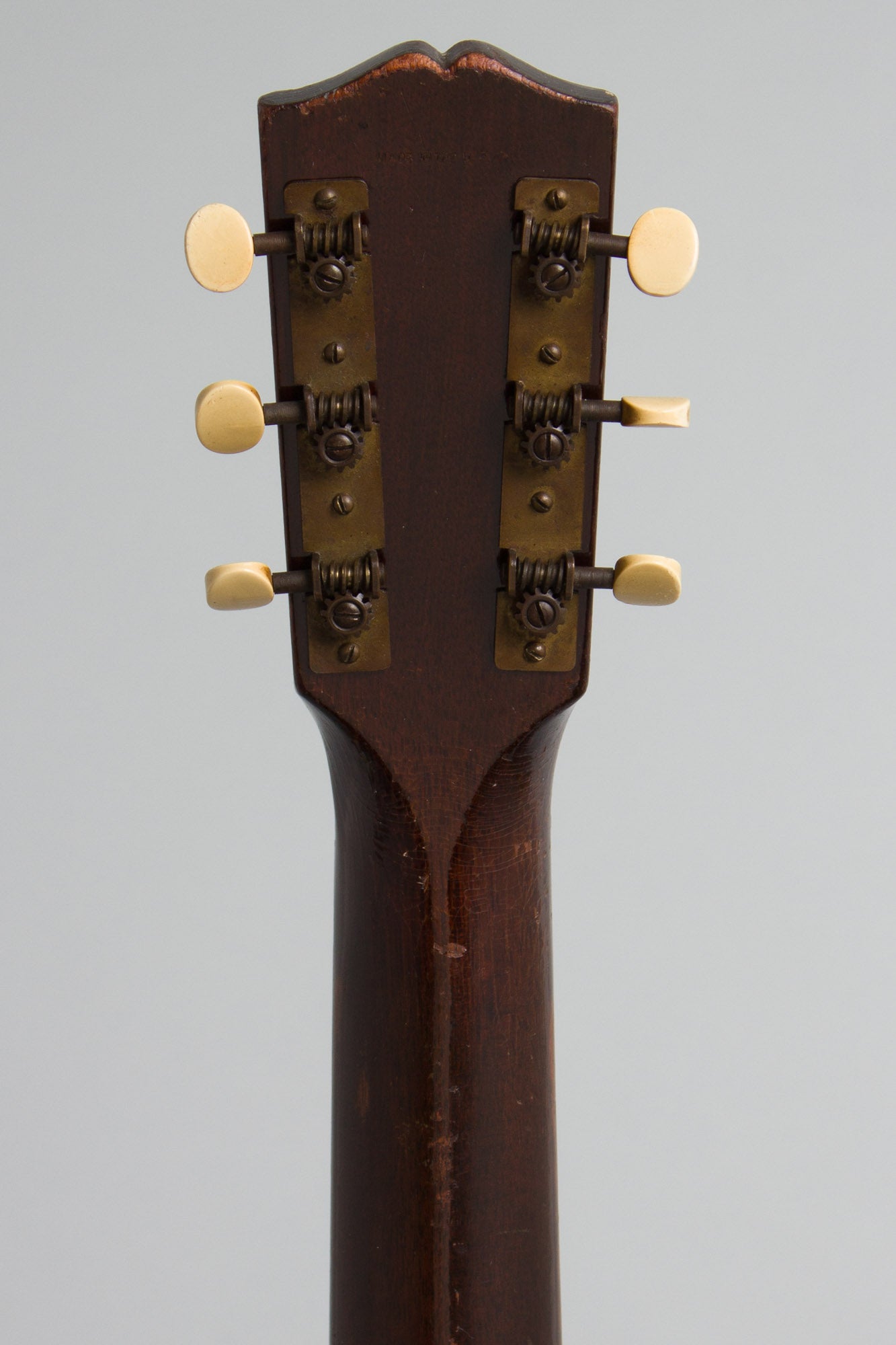 Gibson L-00 Flat Top Acoustic Guitar (1934)