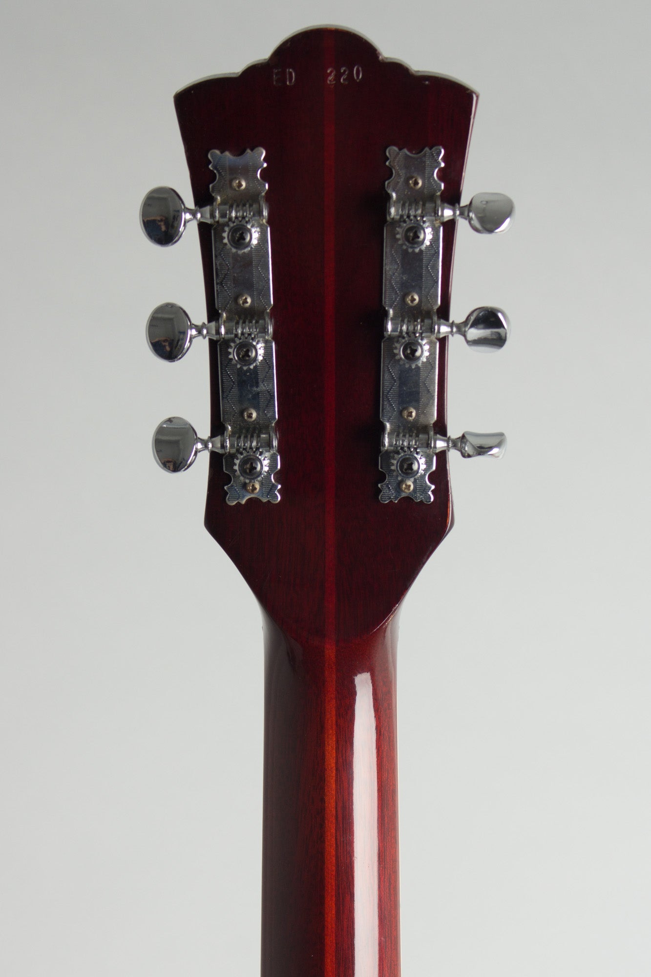 Guild M-65 SB Thinline Hollow Body Electric Guitar (1967)