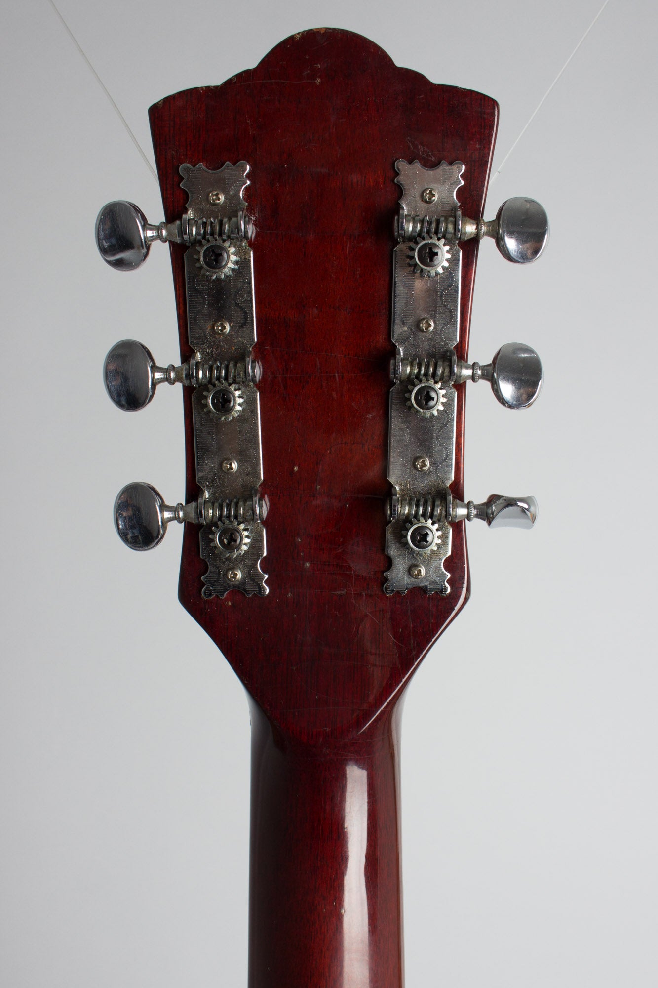 Guild F-20 Flat Top Acoustic Guitar (1968)