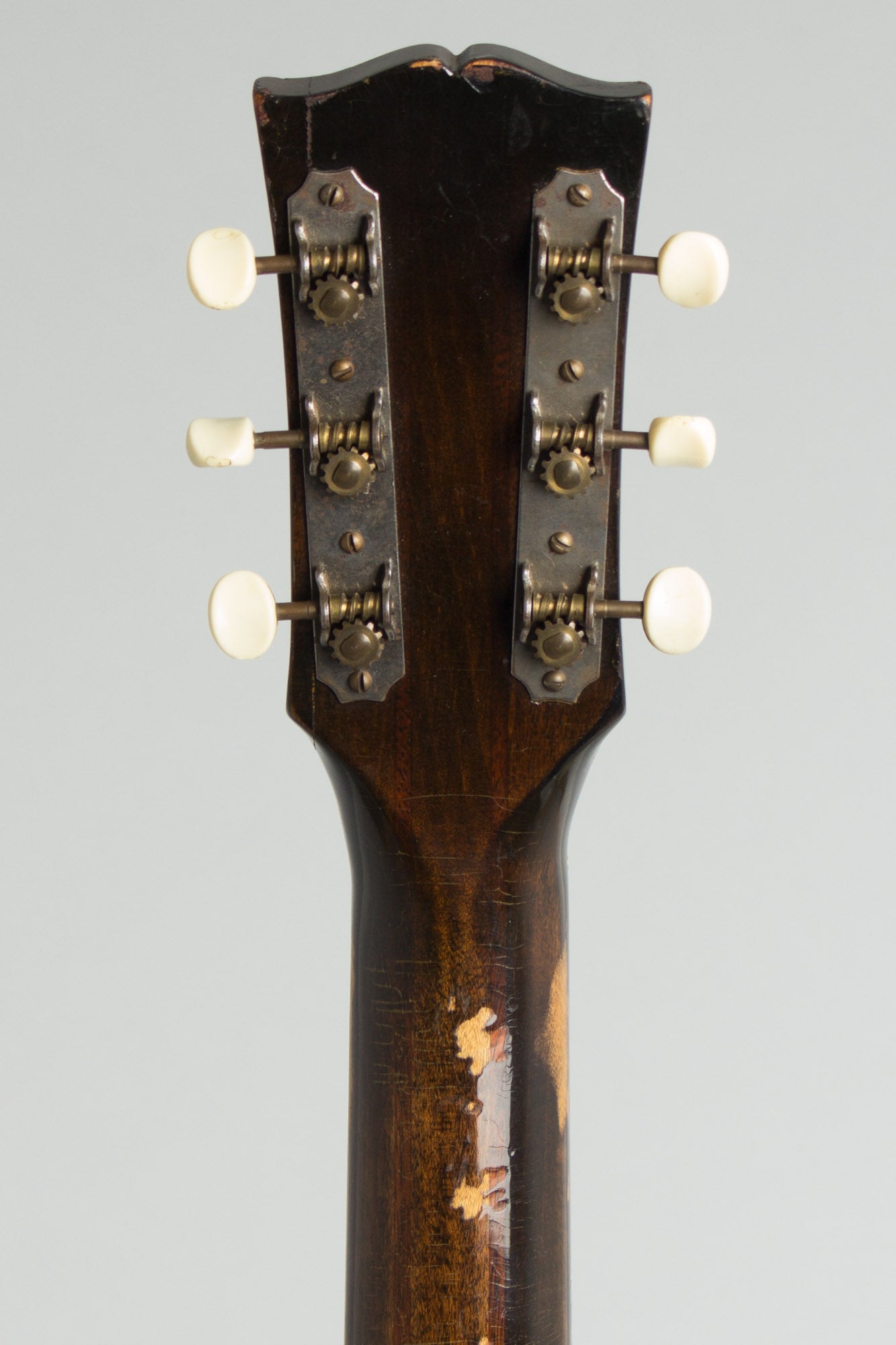 Gibson J-45 Flat Top Acoustic Guitar (1943)