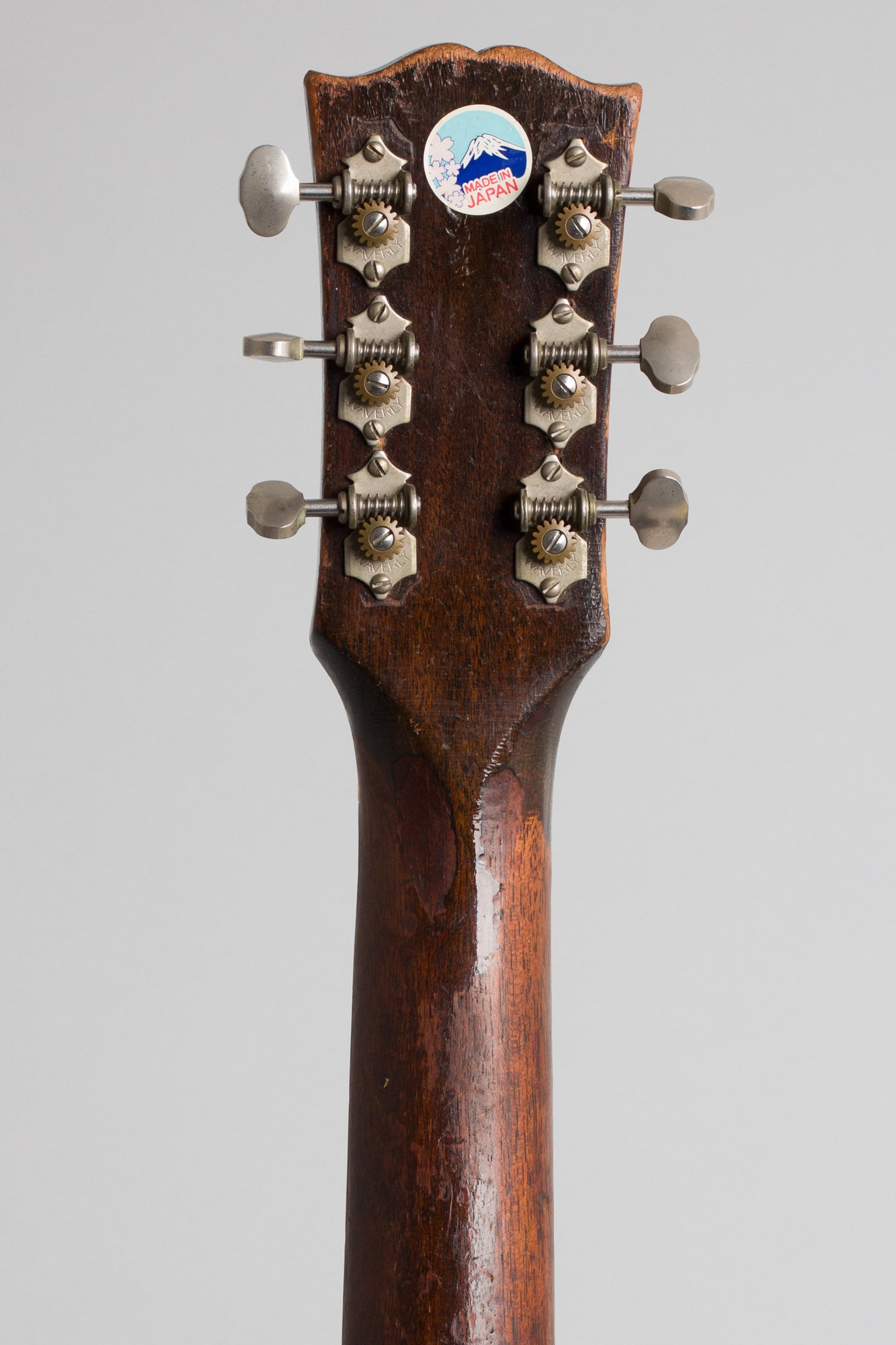 Gibson J-45 Banner owned and played by Bob Jones Acoustic Guitar (1943)
