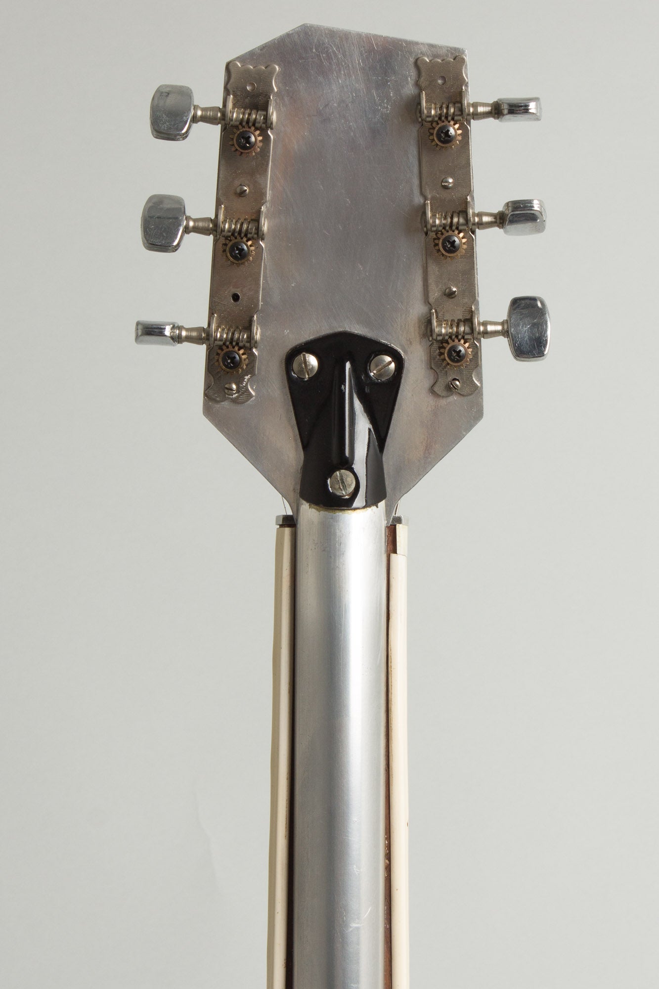 Wandre Teen Ager Model 900 Semi-Hollow Body Electric Guitar (1961)