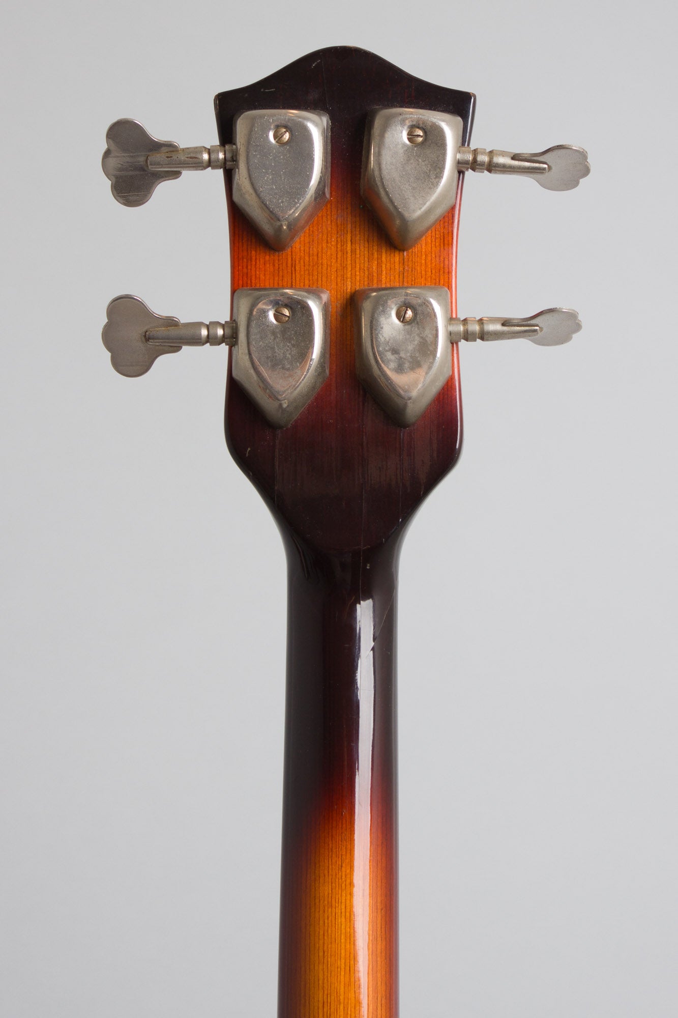 Hoyer Model 43 London Bass Semi-Hollow Body Electric Bass Guitar (1967)