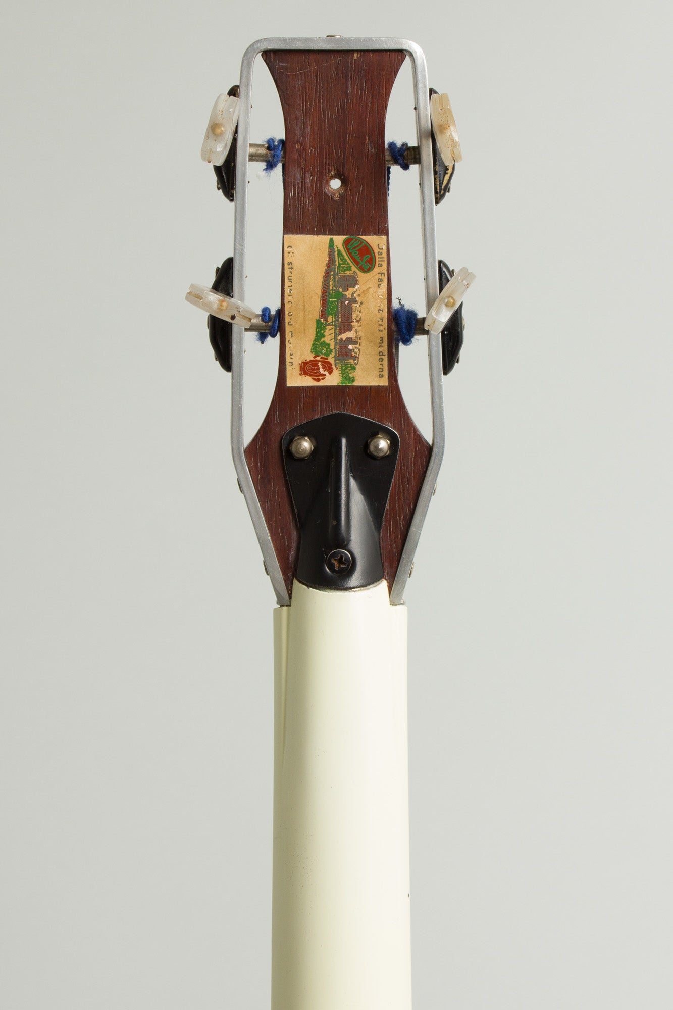 Wandre Roby Basso 63 Semi-Hollow Body Electric Bass Guitar (1963)