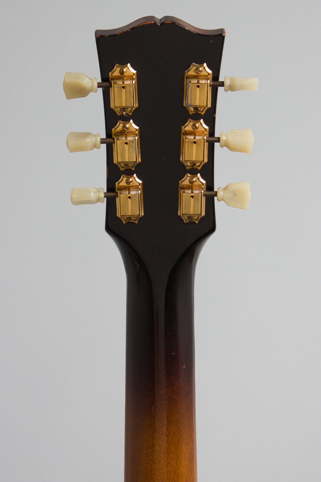 Gibson J-185 Flat Top Acoustic Guitar (1952)