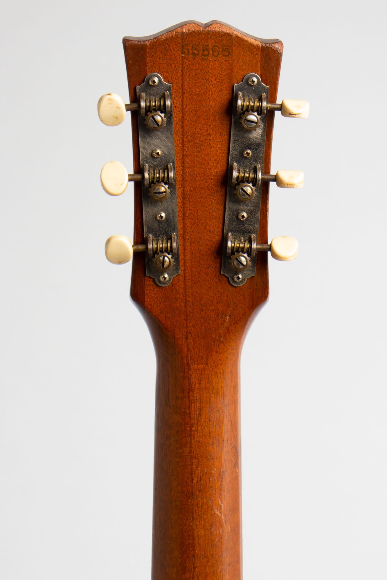 Gibson LG-0 Flat Top Acoustic Guitar (1962)