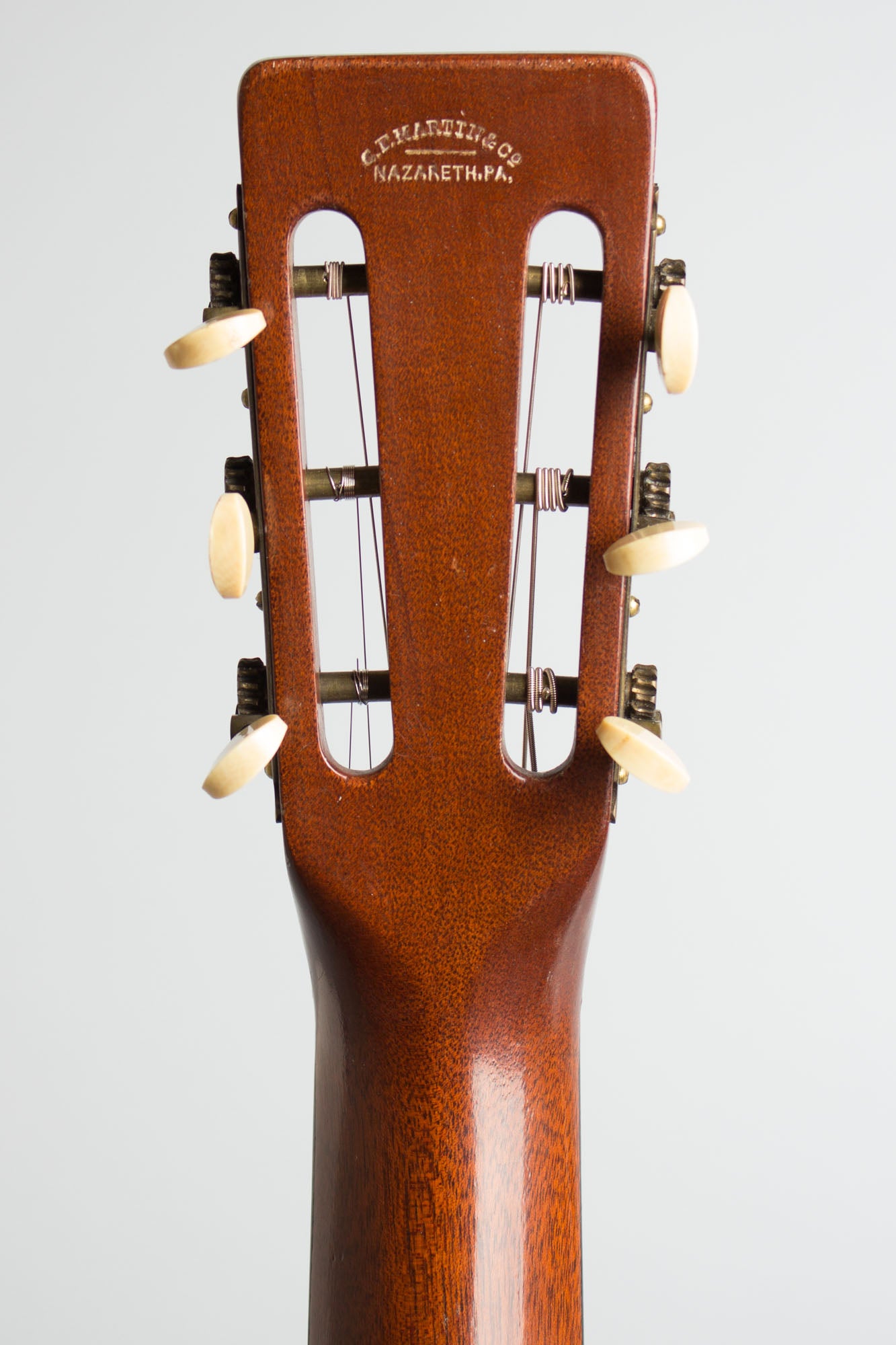 C. F. Martin 0-18 Flat Top Acoustic Guitar (1922)