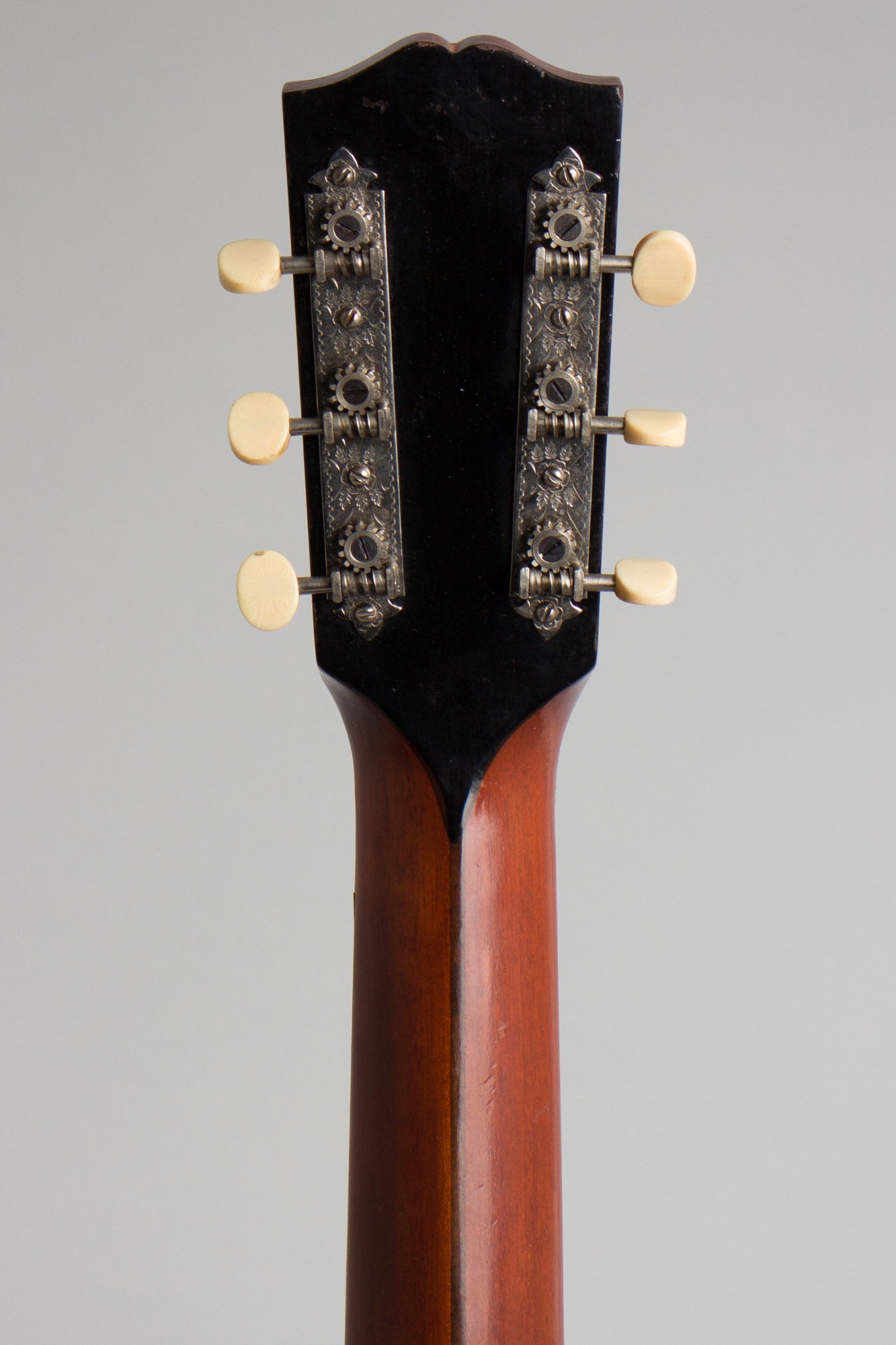 Gibson Style O Artist Arch Top Acoustic Guitar (1923)